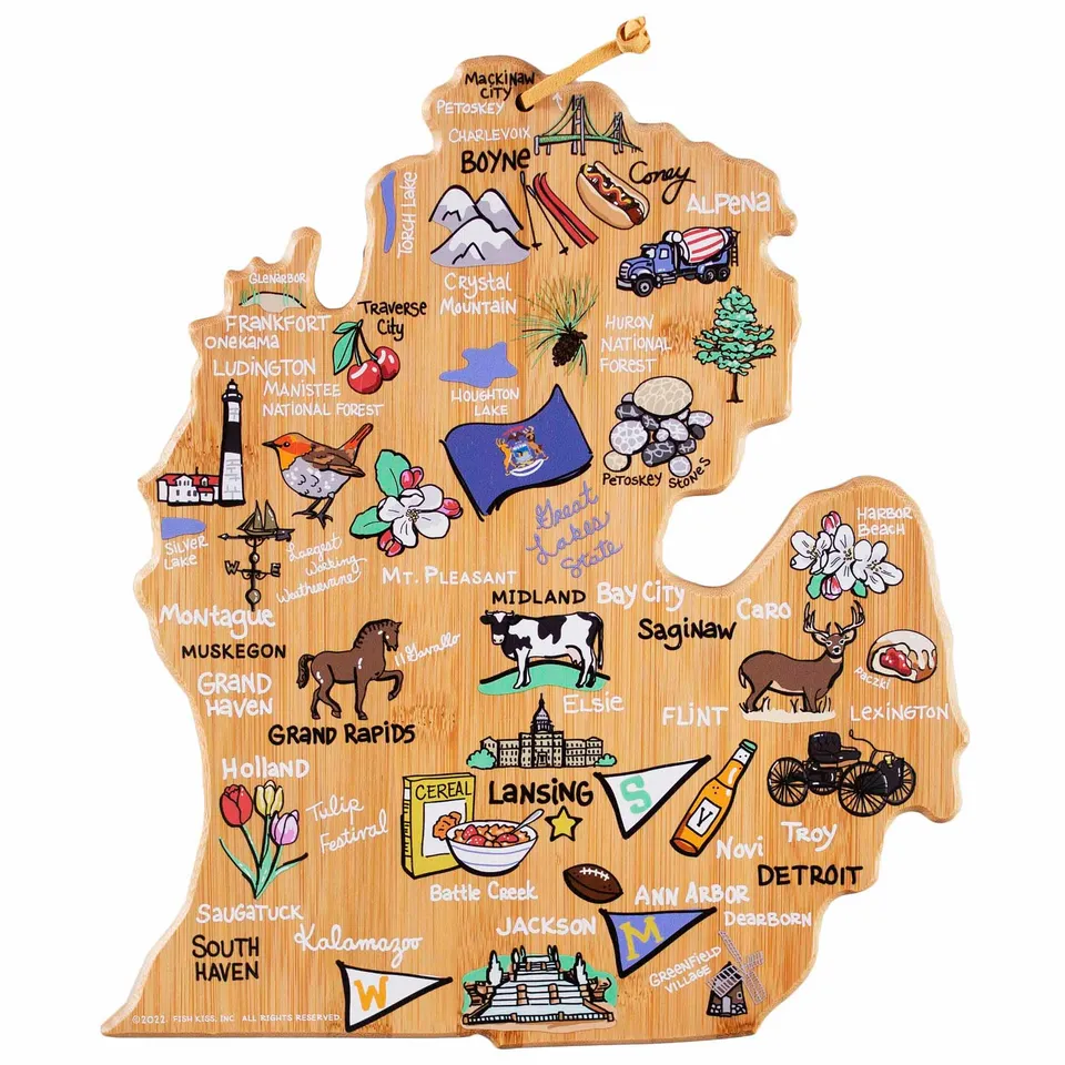 totally-bamboo-michigan-mitten-cutting-board-with-artwork-by-fish-kiss image 1