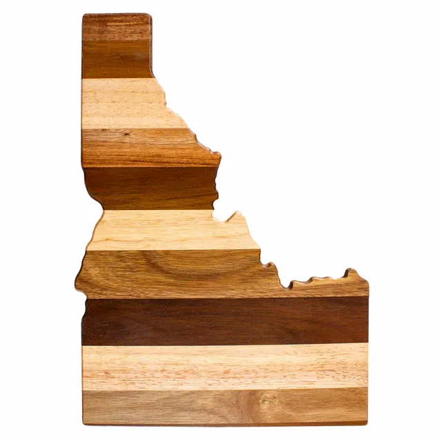 totally-bamboo-rock-branch-shiplap-series-idaho-cutting-board image 1