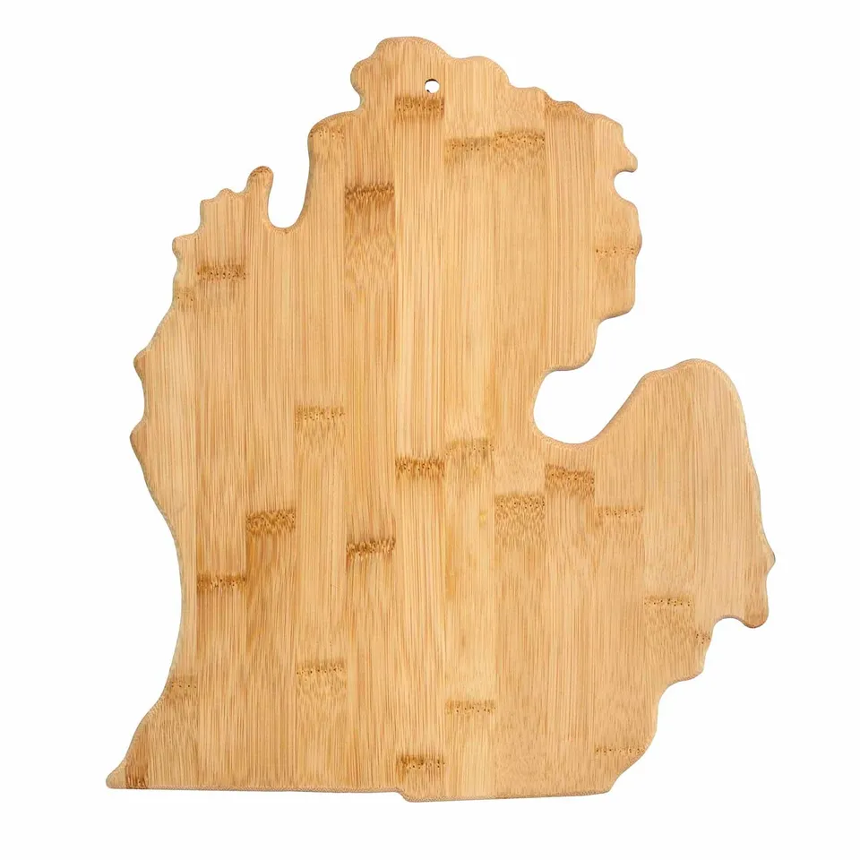 totally-bamboo-michigan-mitten-cutting-board-13-1-4-x-11-3-4 image 1