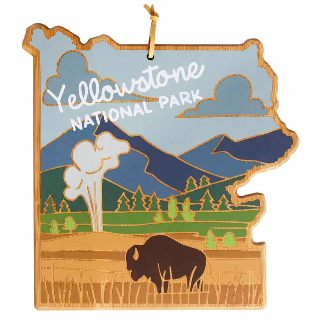 totally-bamboo-yellowstone-national-park-cutting-board-with-summer-stokes-artwor image 1