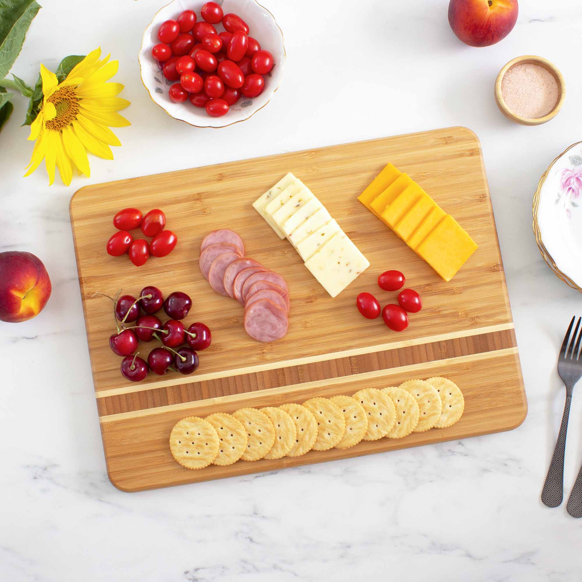 totally-bamboo-martinique-cutting-board-15-x-11-caribbean-collection image 3