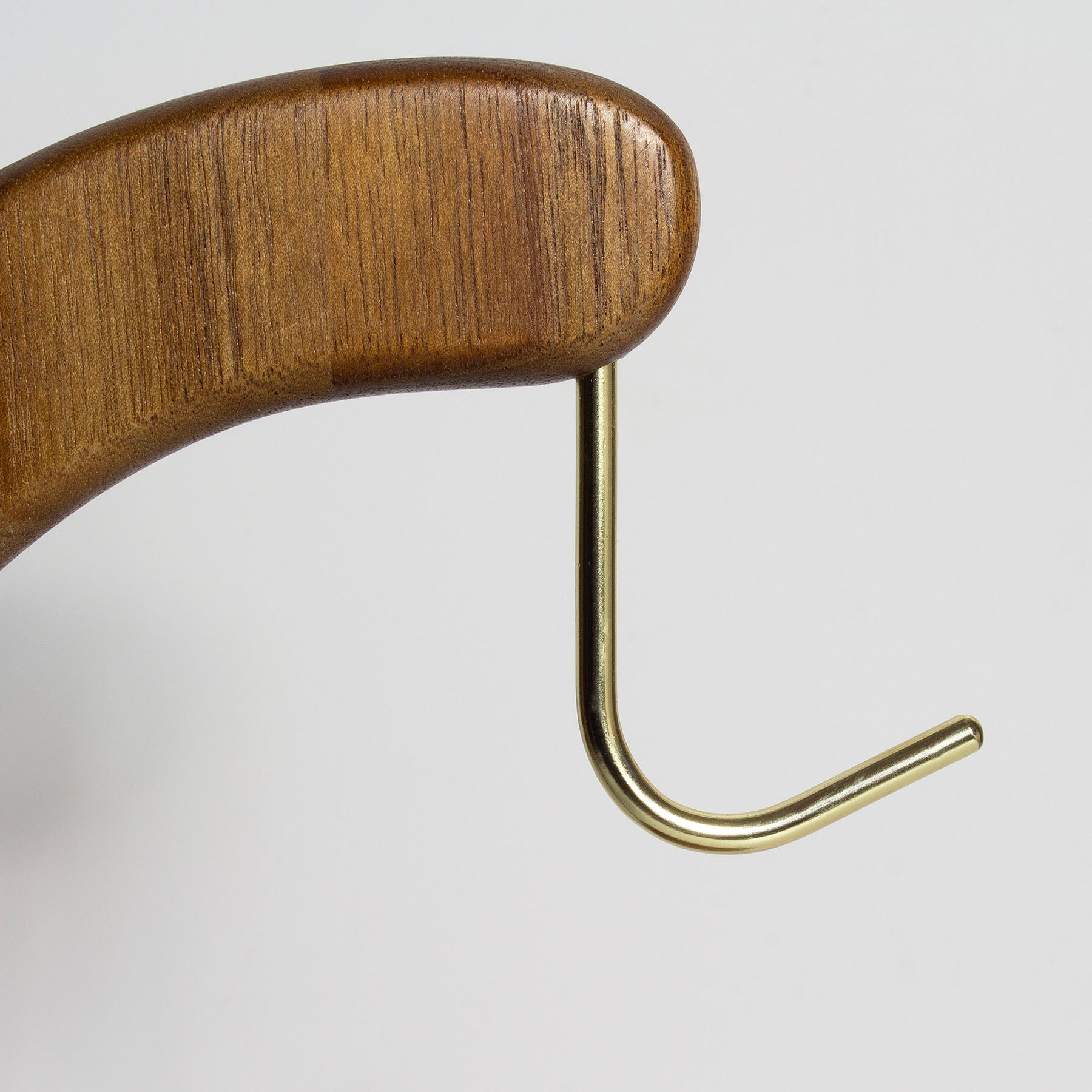 totally-bamboo-rock-branch-acacia-wood-banana-holder image 6