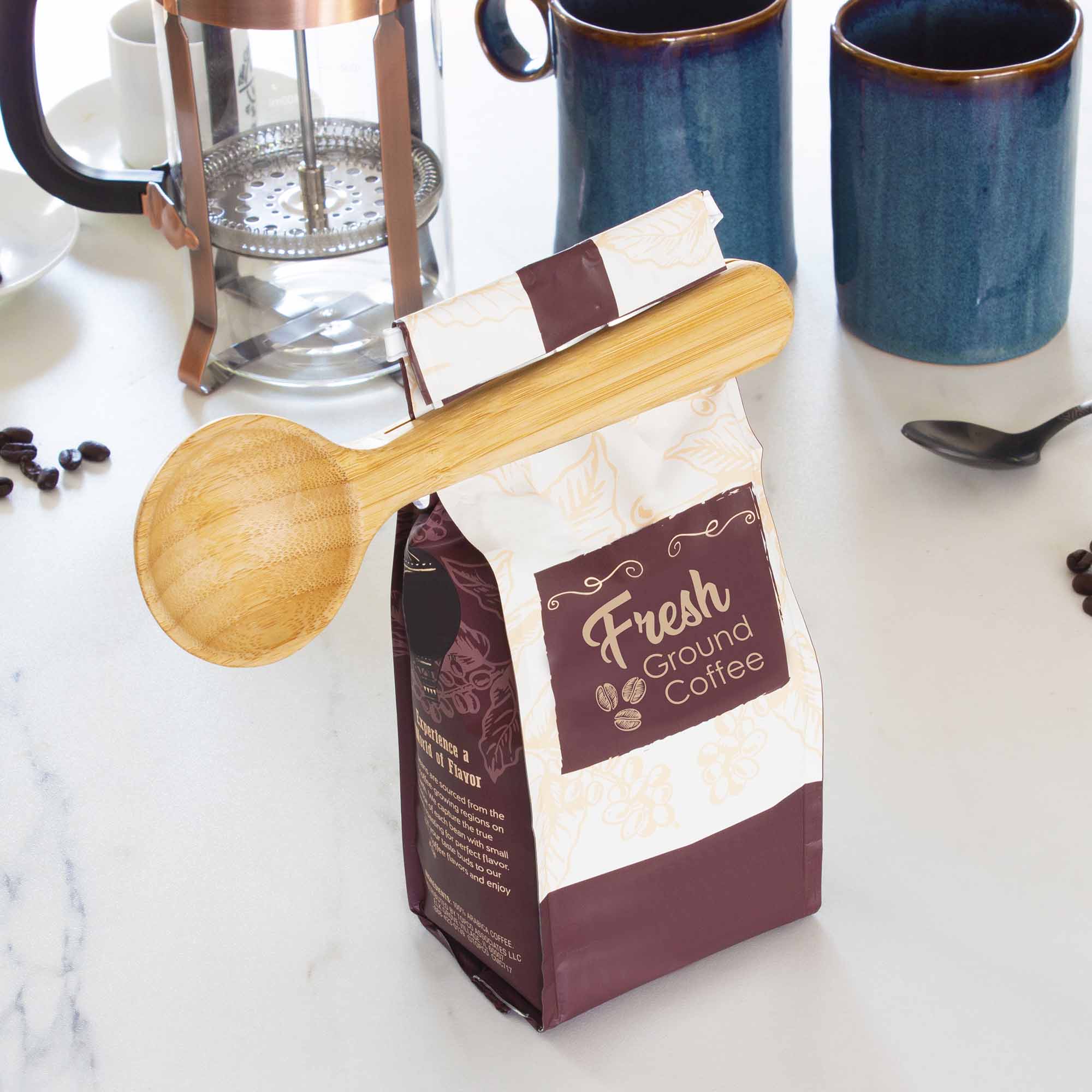 totally-bamboo-coffee-scoop-with-built-in-bag-clip image 2
