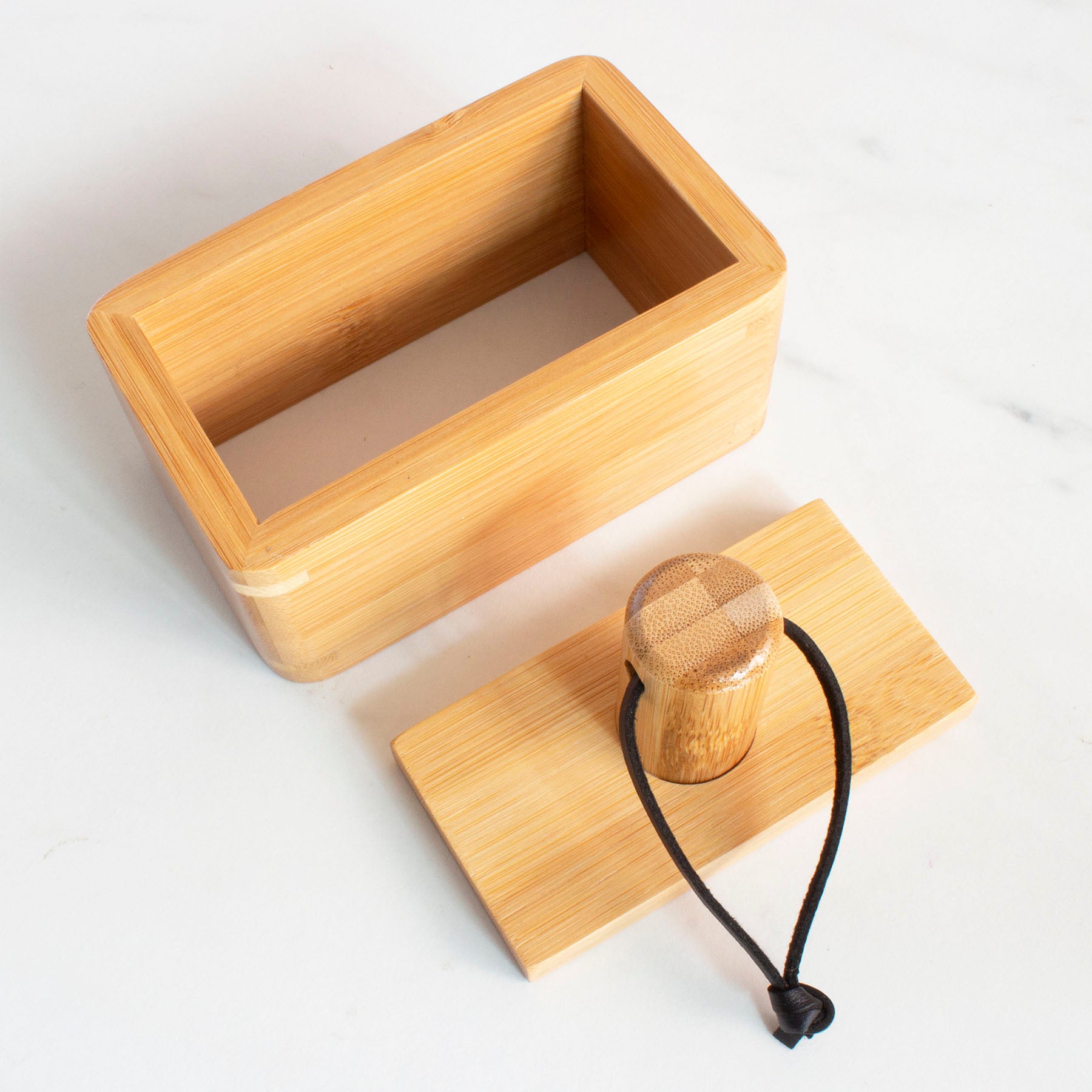 totally-bamboo-musubi-maker image 5