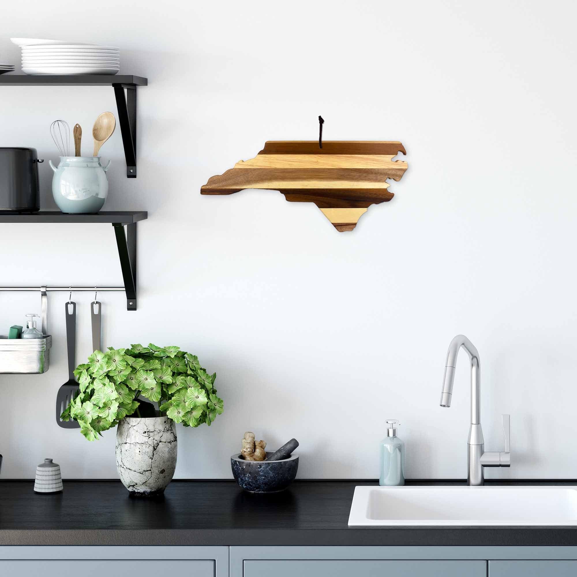 totally-bamboo-rock-branch-shiplap-series-north-carolina-cutting-board image 3