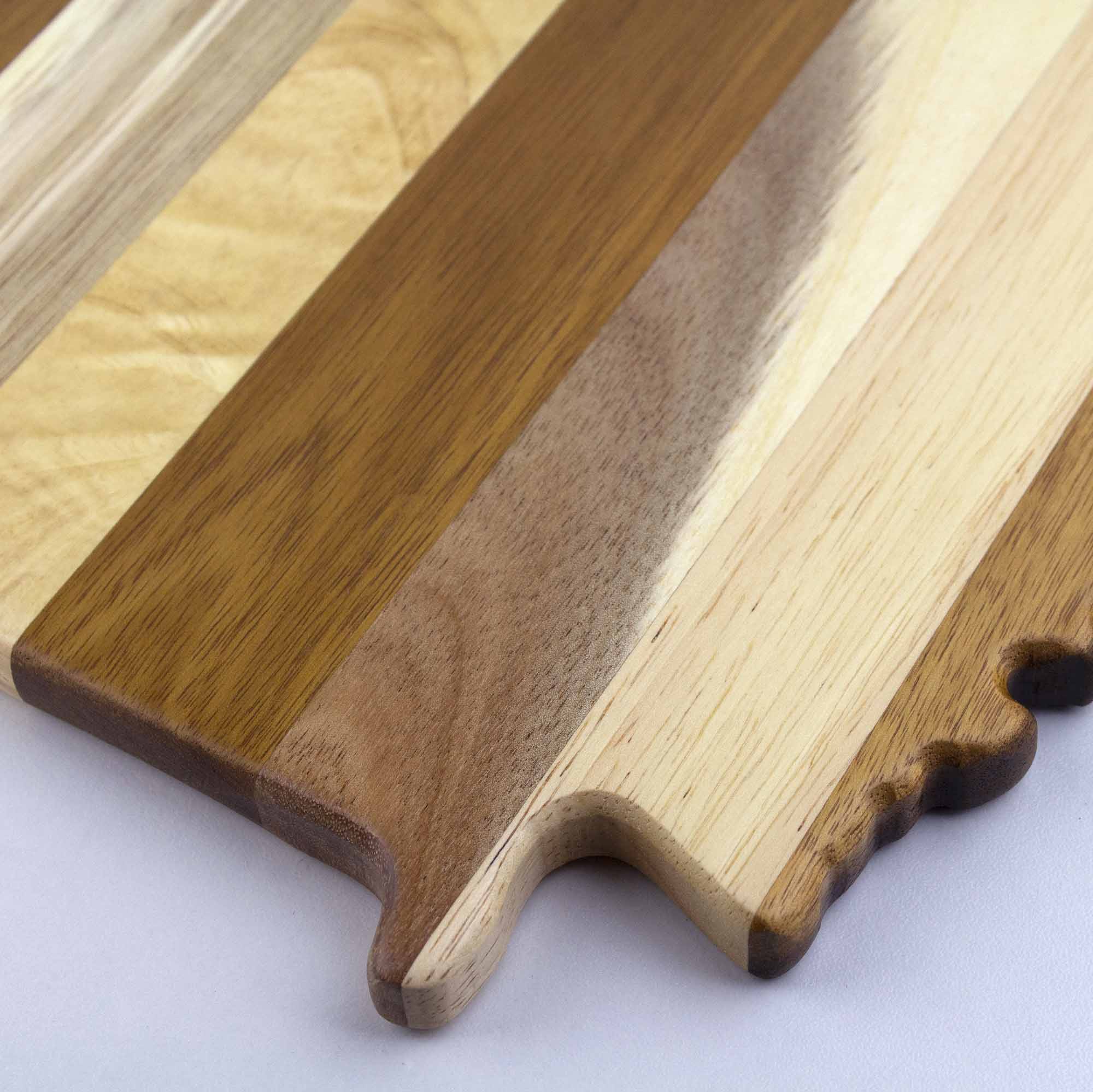 rock-branch-shiplap-series-georgia-cutting-board image 4
