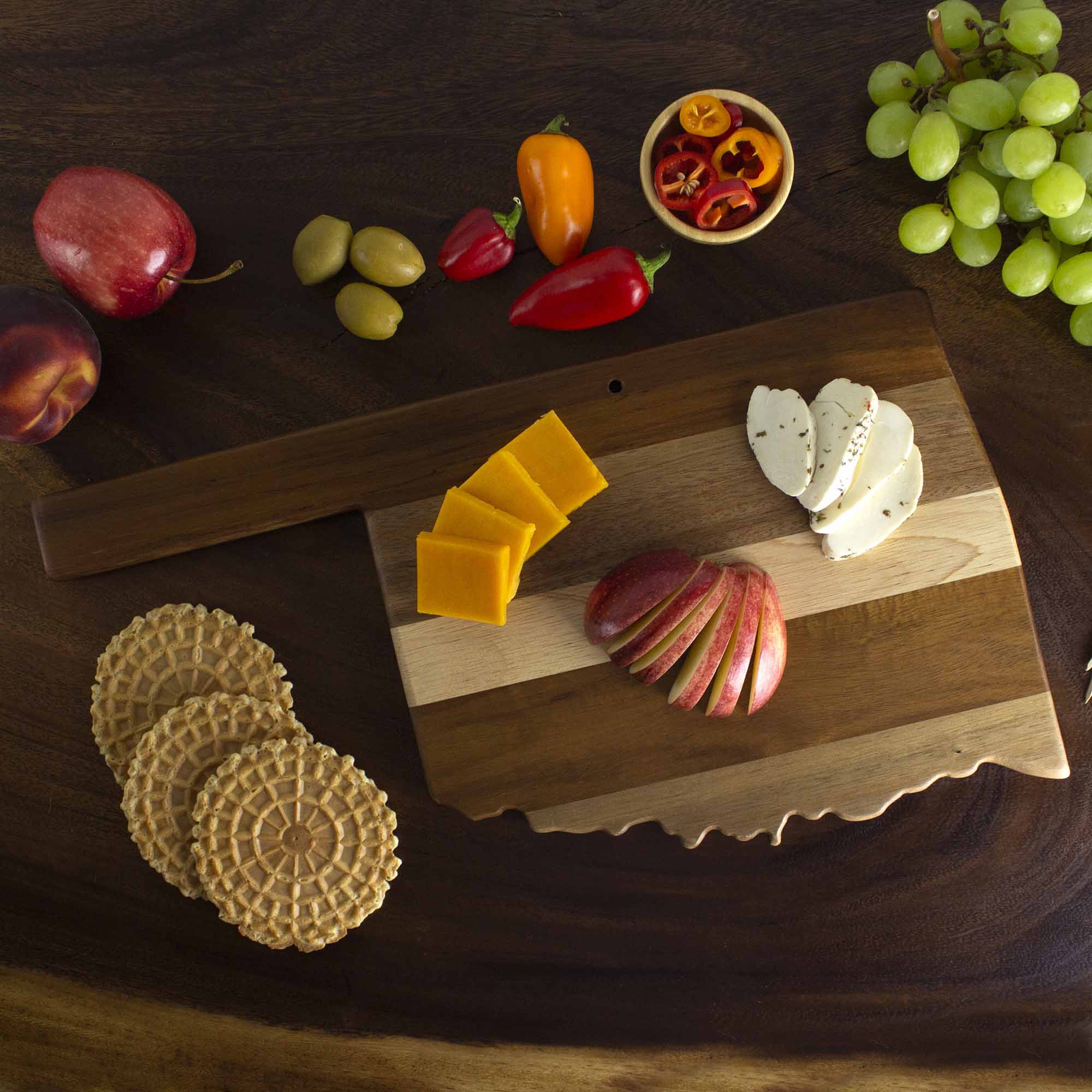 totally-bamboo-rock-branch-shiplap-series-oklahoma-cutting-board image 2