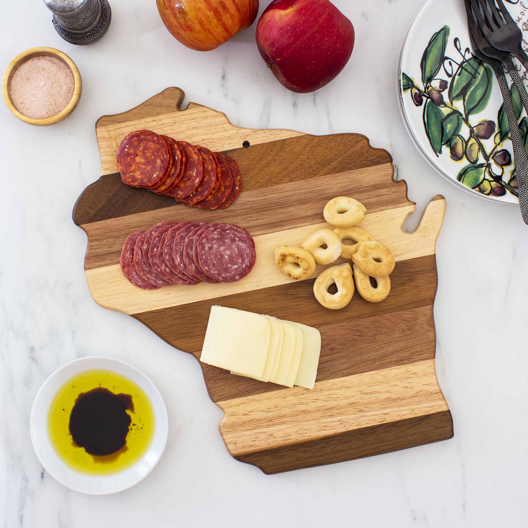 totally-bamboo-rock-branch-shiplap-wisconsin-cutting-board image 2