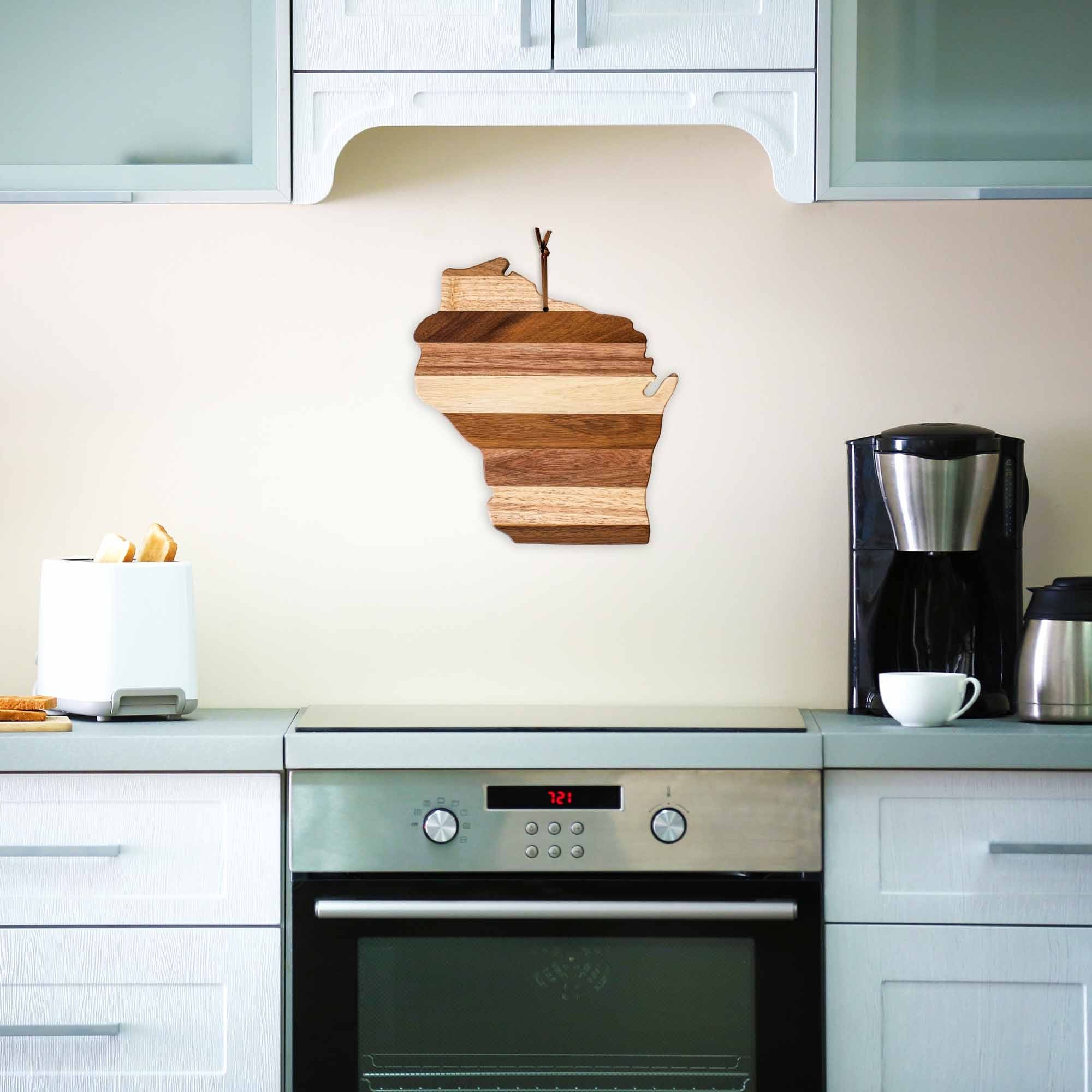 totally-bamboo-rock-branch-shiplap-wisconsin-cutting-board image 3