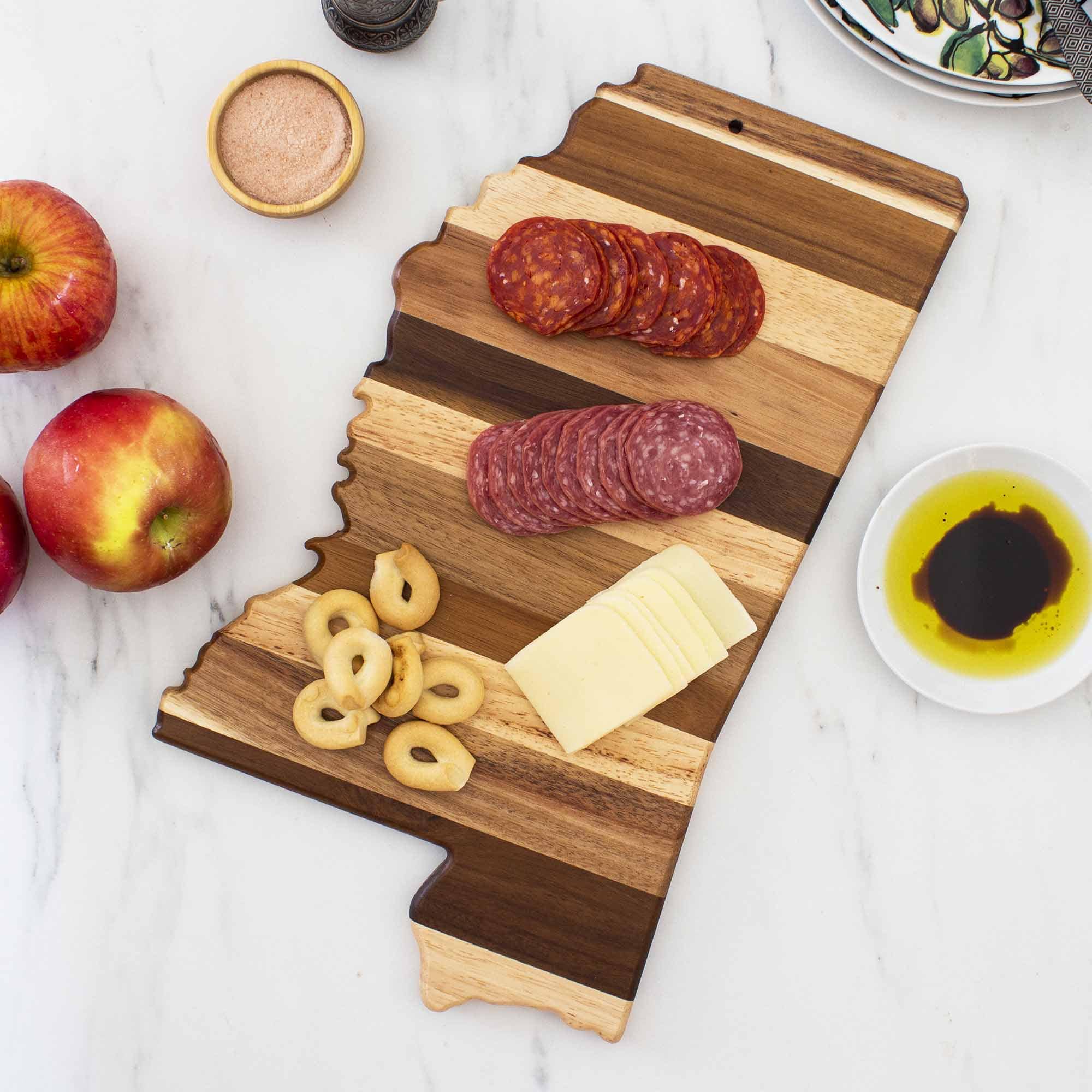 totally-bamboo-rock-branch-shiplap-series-mississippi-cutting-board image 2