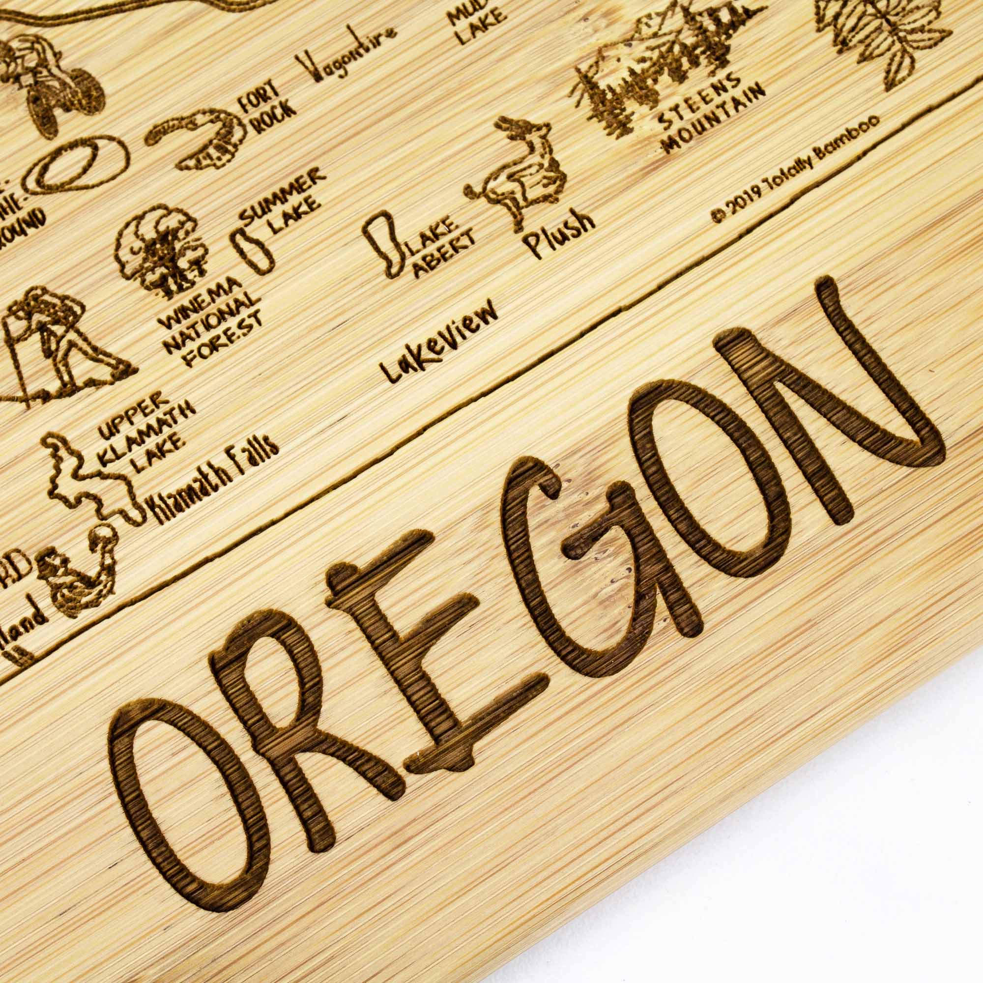 totally-bamboo-oregon-a-slice-of-life-state-shaped-cutting-board-11-x-8-75 image 3