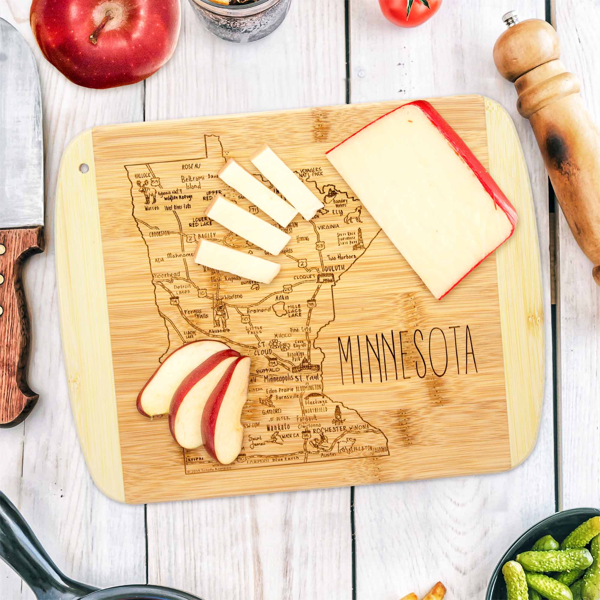 totally-bamboo-a-slice-of-life-minnesota-cutting-board-11-x-8-3-4 image 2