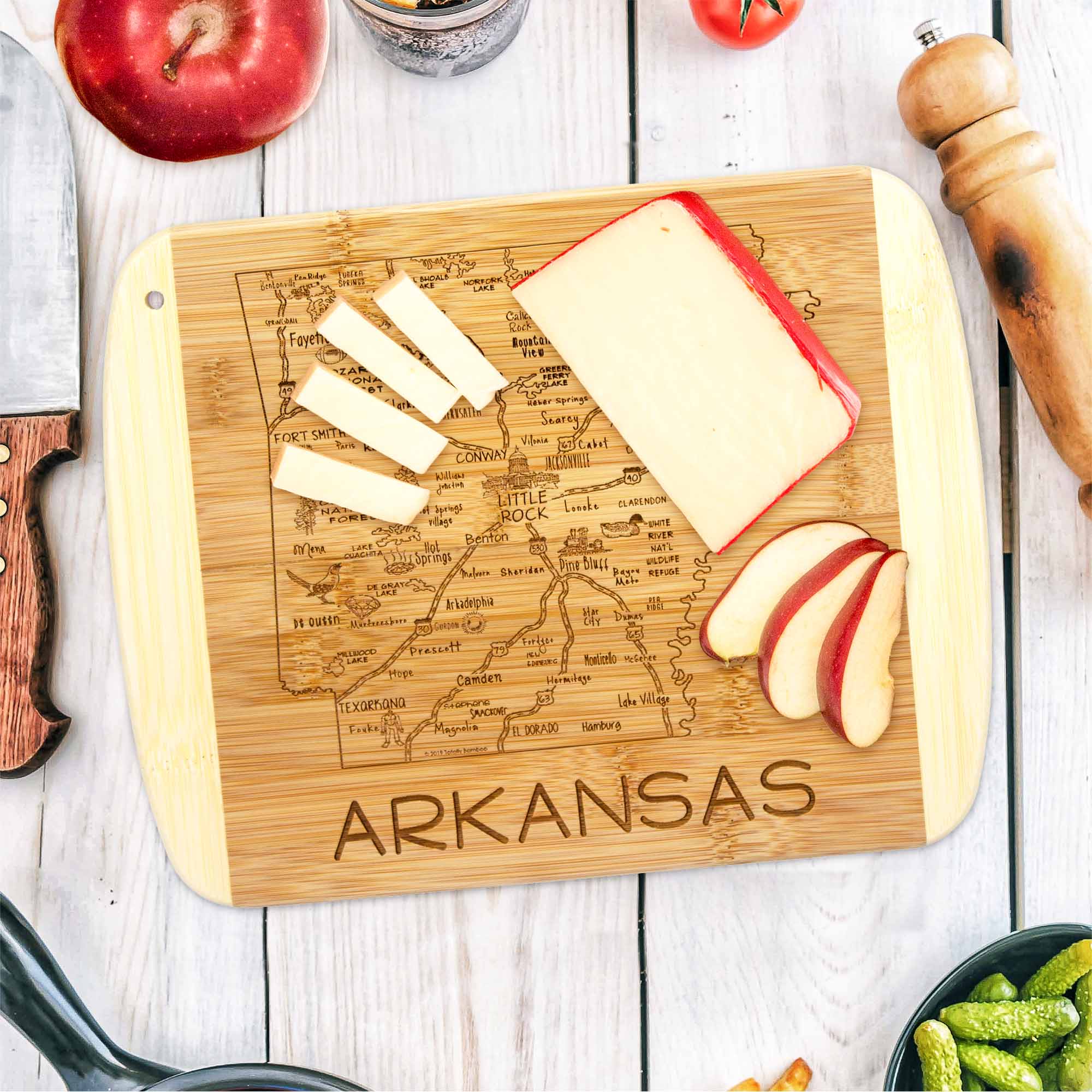 totally-bamboo-a-slice-of-life-arkansas-cutting-board-11-x-8-3-4-personalized-en image 2