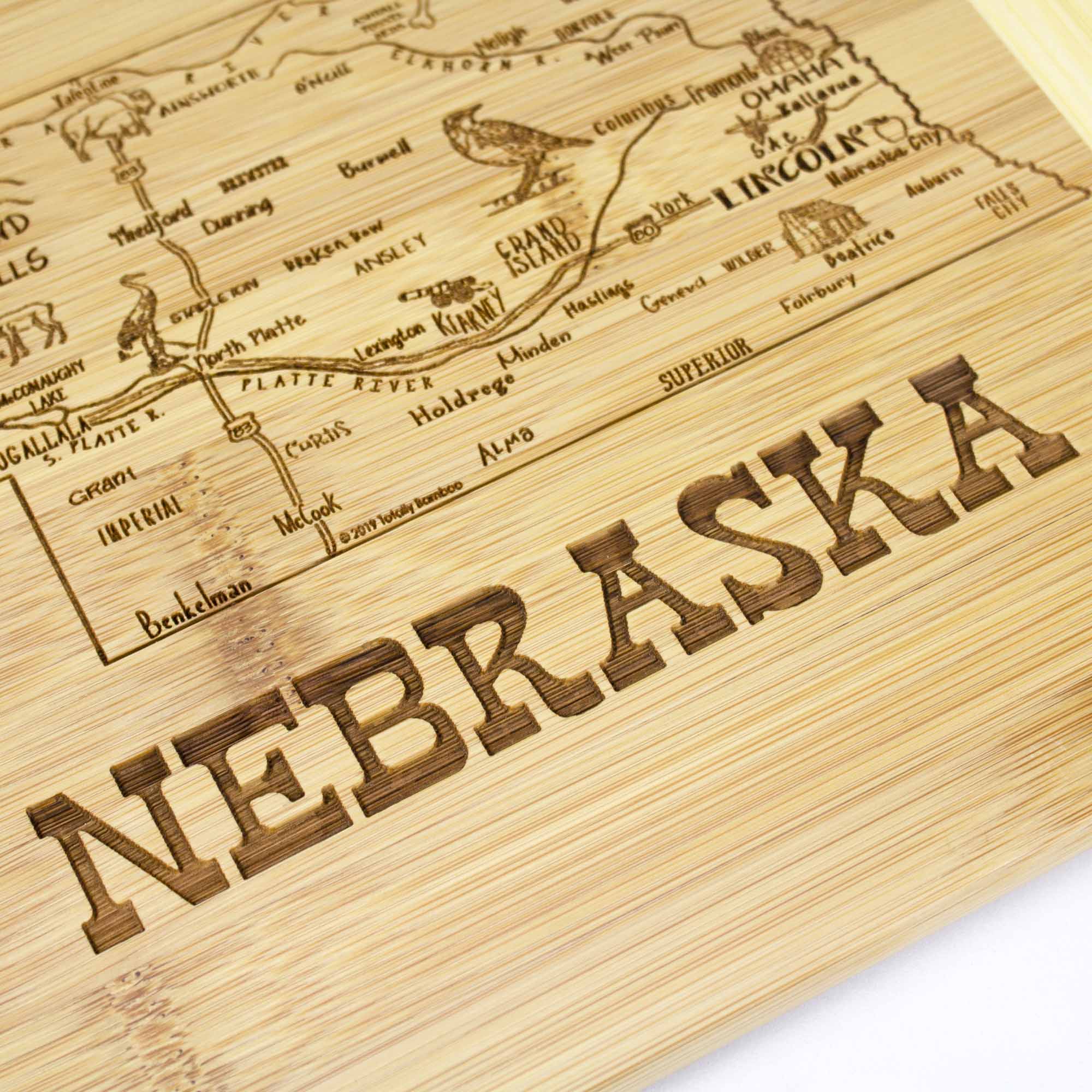 totally-bamboo-a-slice-of-life-nebraska-cutting-board-11-x-8-3-4-laser-engraved- image 3
