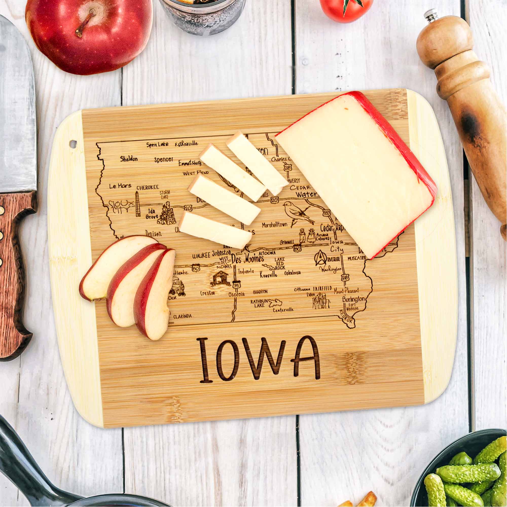 totally-bamboo-a-slice-of-life-iowa-cutting-board-11-x-8-3-4 image 2