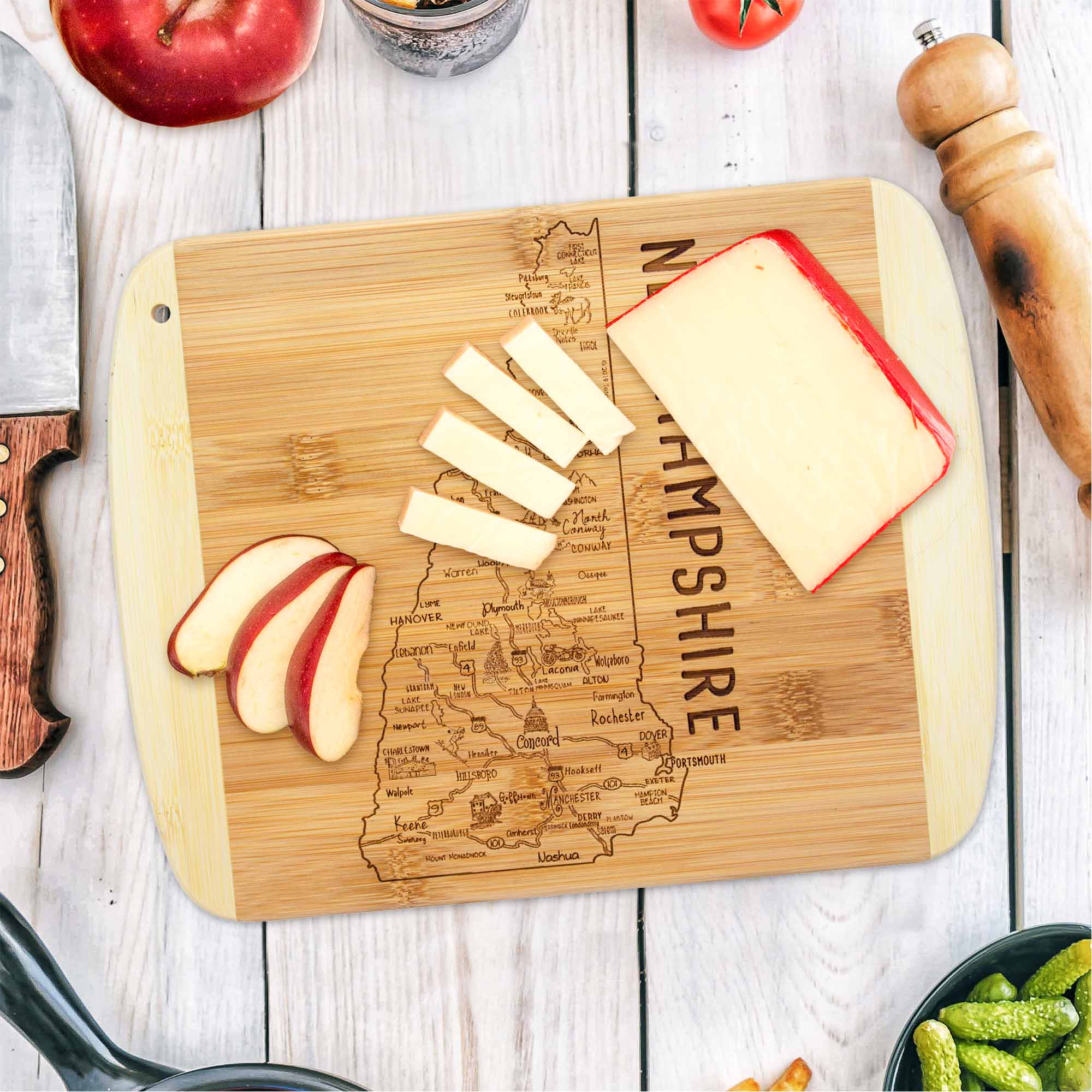 totally-bamboo-a-slice-of-life-new-hampshire-cutting-board-11-x-8-3-4 image 2