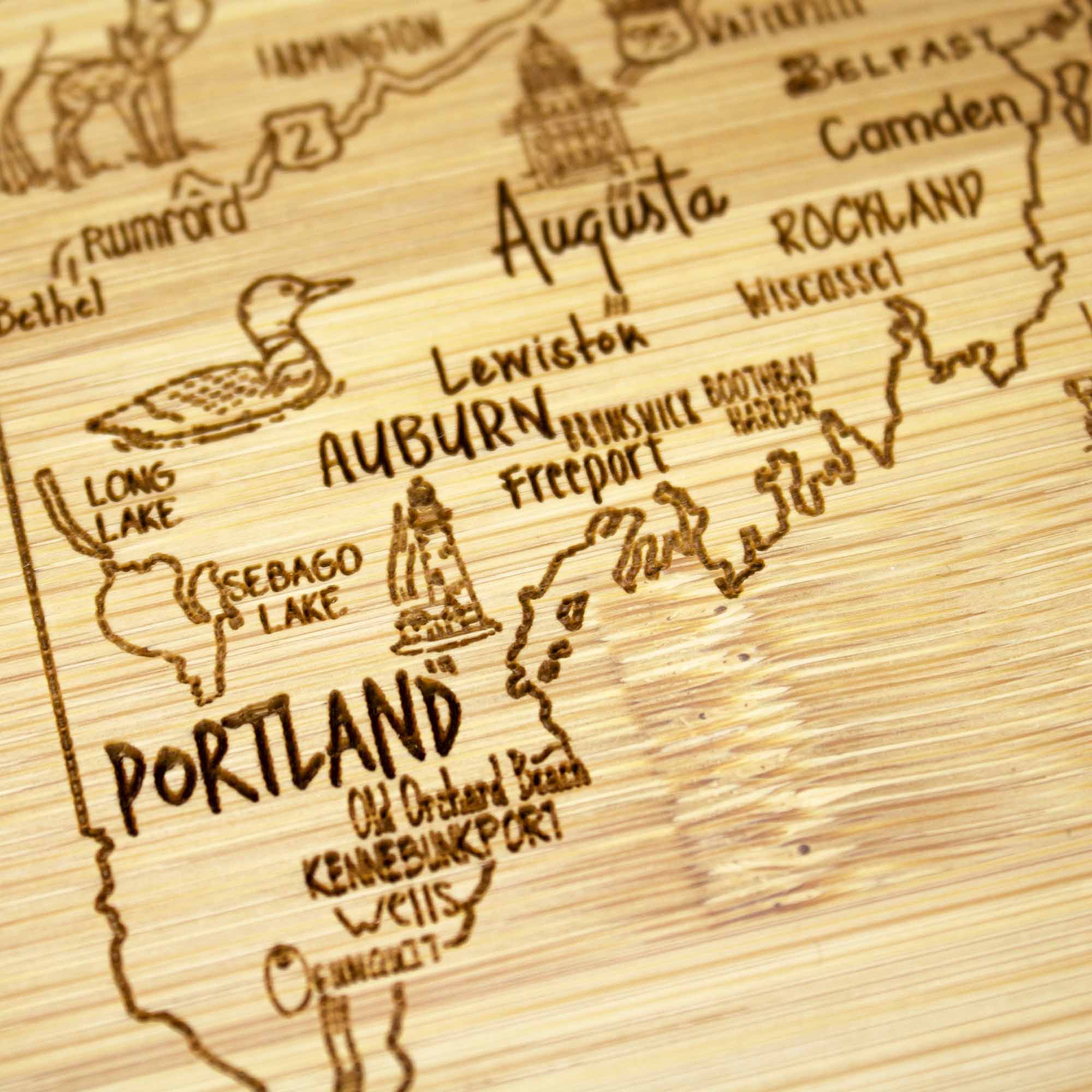 totally-bamboo-a-slice-of-life-maine-cutting-board-11-x-8-3-4 image 4