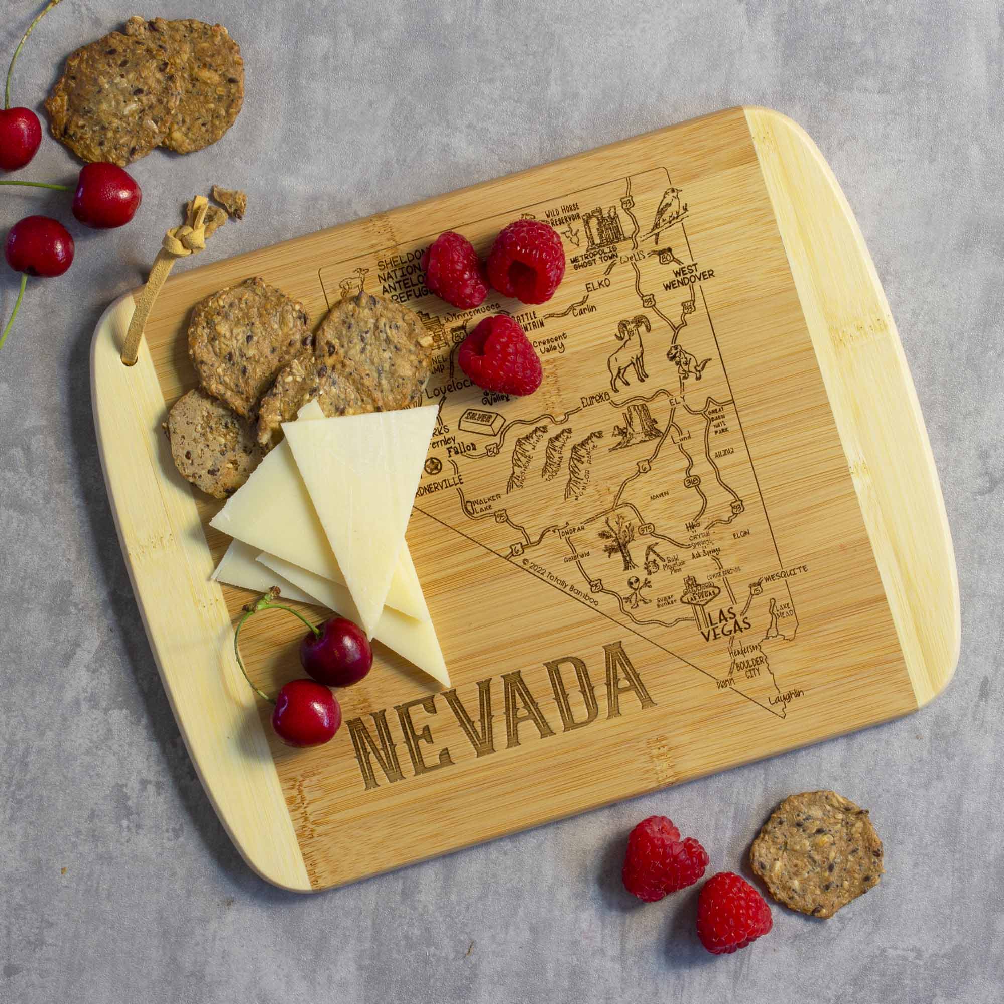 totally-bamboo-a-slice-of-life-nevada-cutting-board-11-x-8-75 image 2