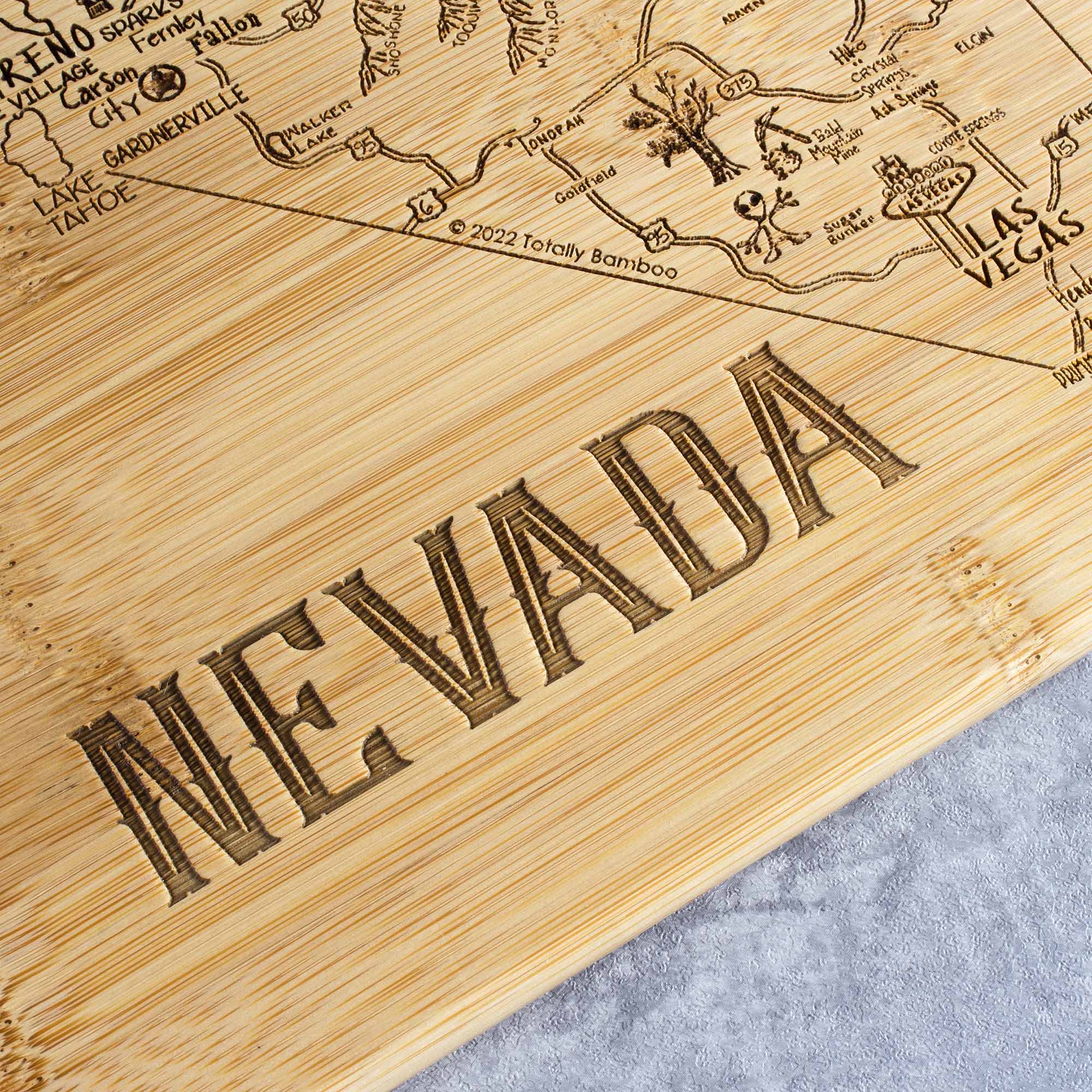 totally-bamboo-a-slice-of-life-nevada-cutting-board-11-x-8-75 image 4