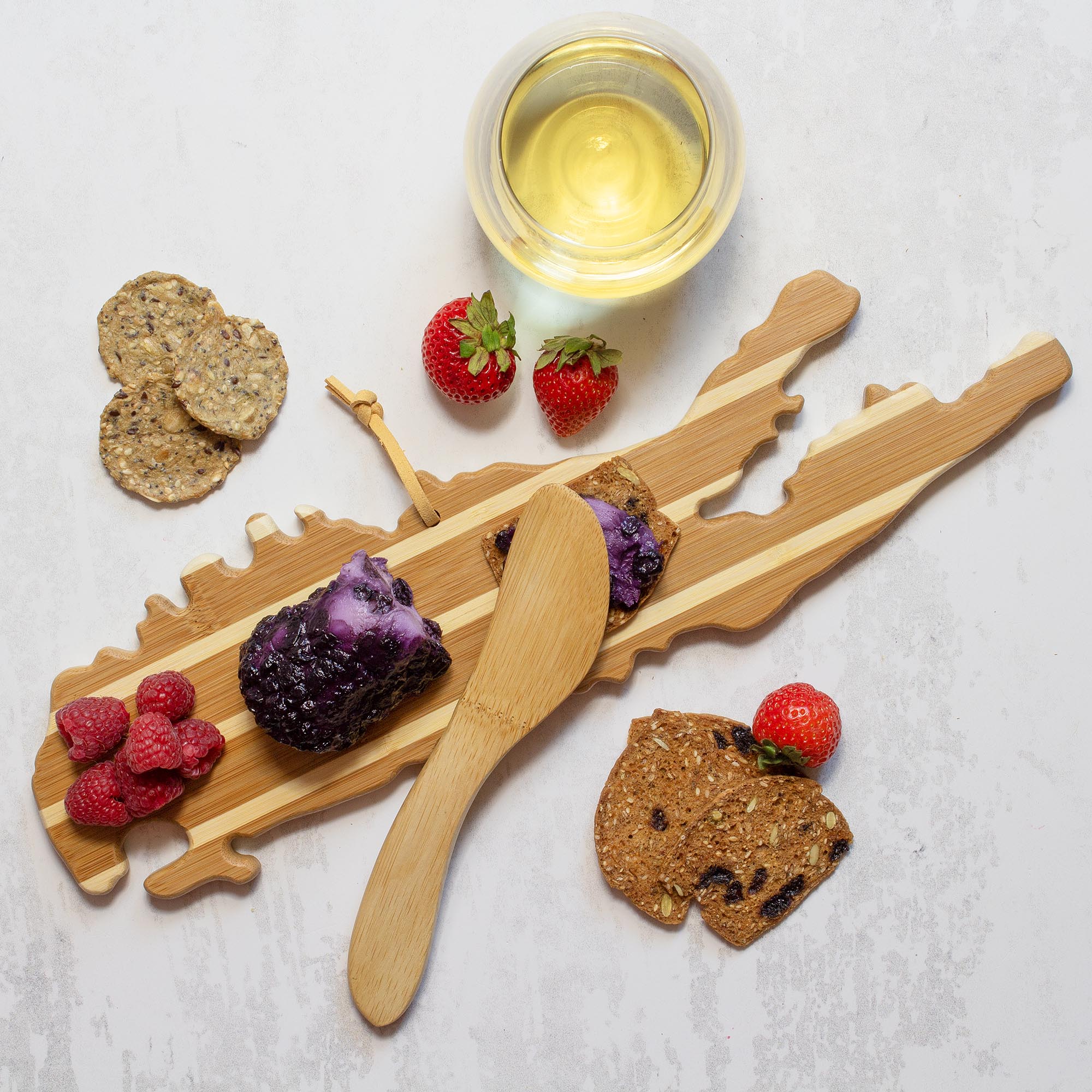 totally-bamboo-long-island-serving-board-with-spreader-knife-gift-set image 2