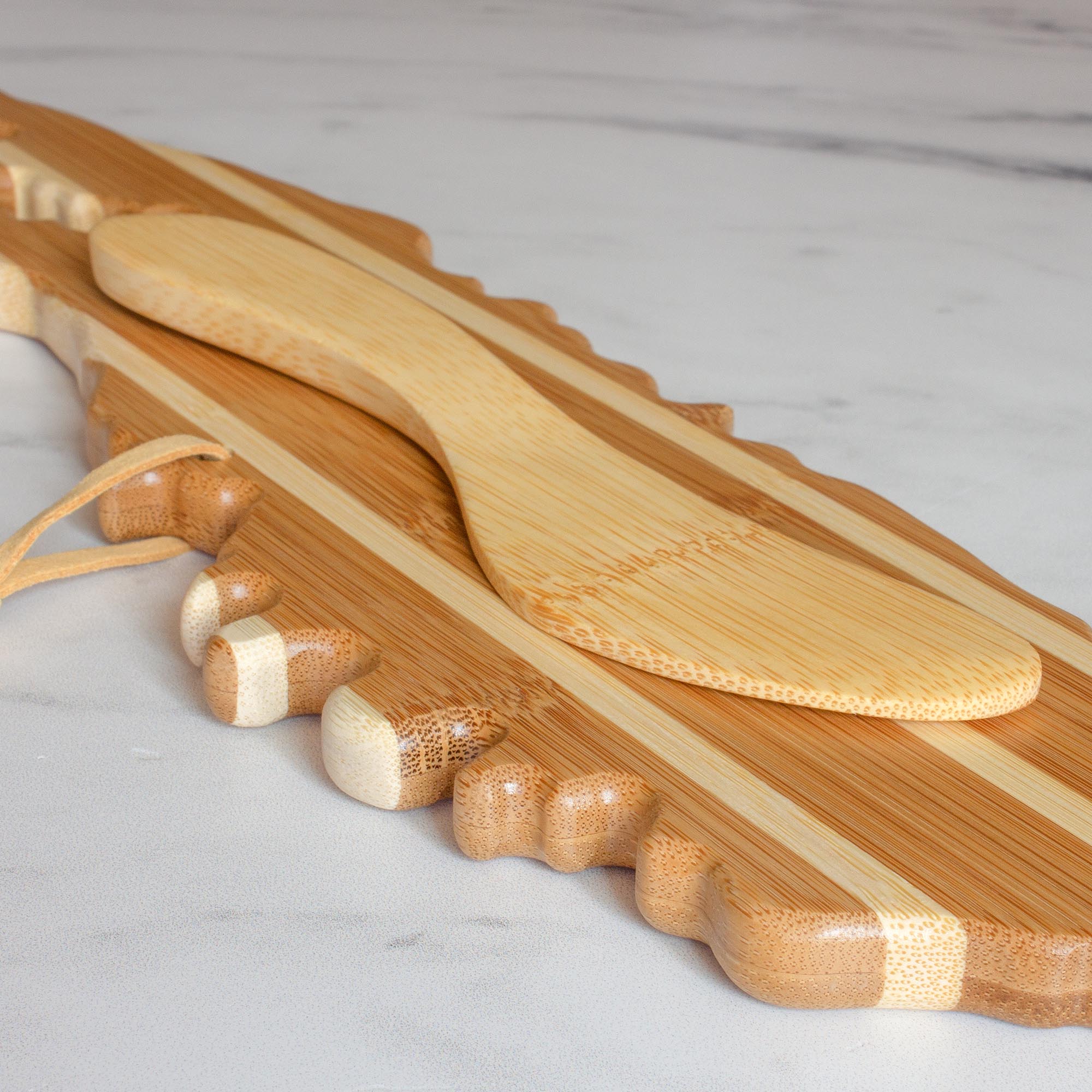 totally-bamboo-long-island-serving-board-with-spreader-knife-gift-set image 5