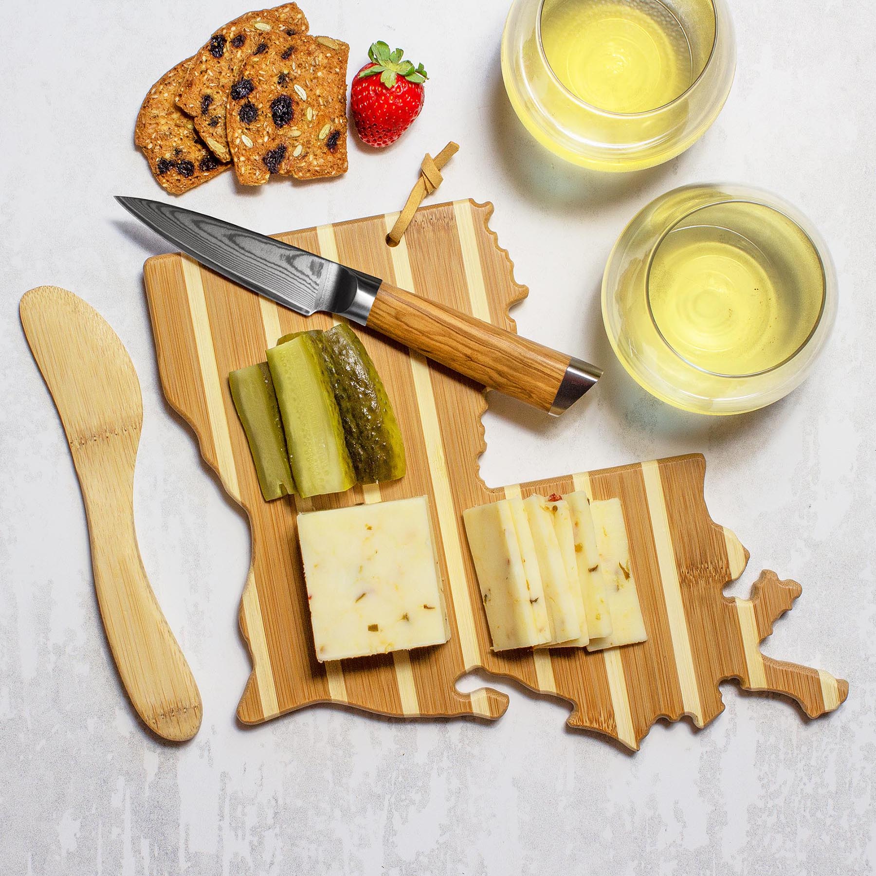 totally-bamboo-louisiana-serving-board-with-spreader-knife-gift-set image 4