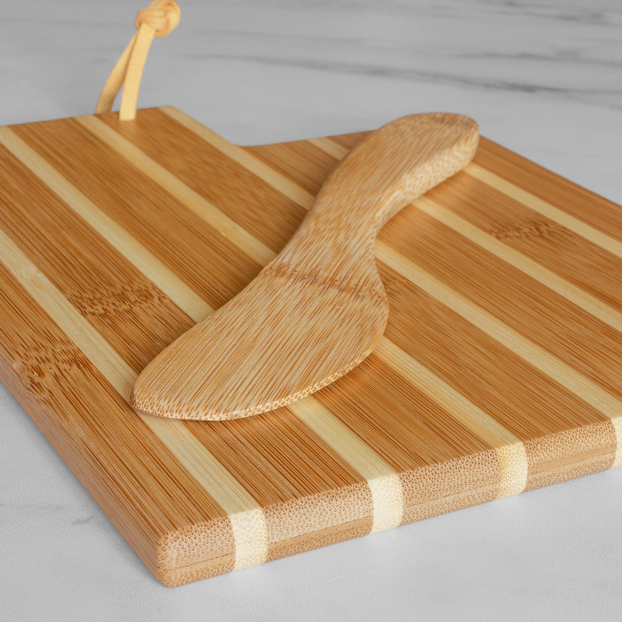 totally-bamboo-utah-serving-board-with-spreader-knife-gift-set image 5