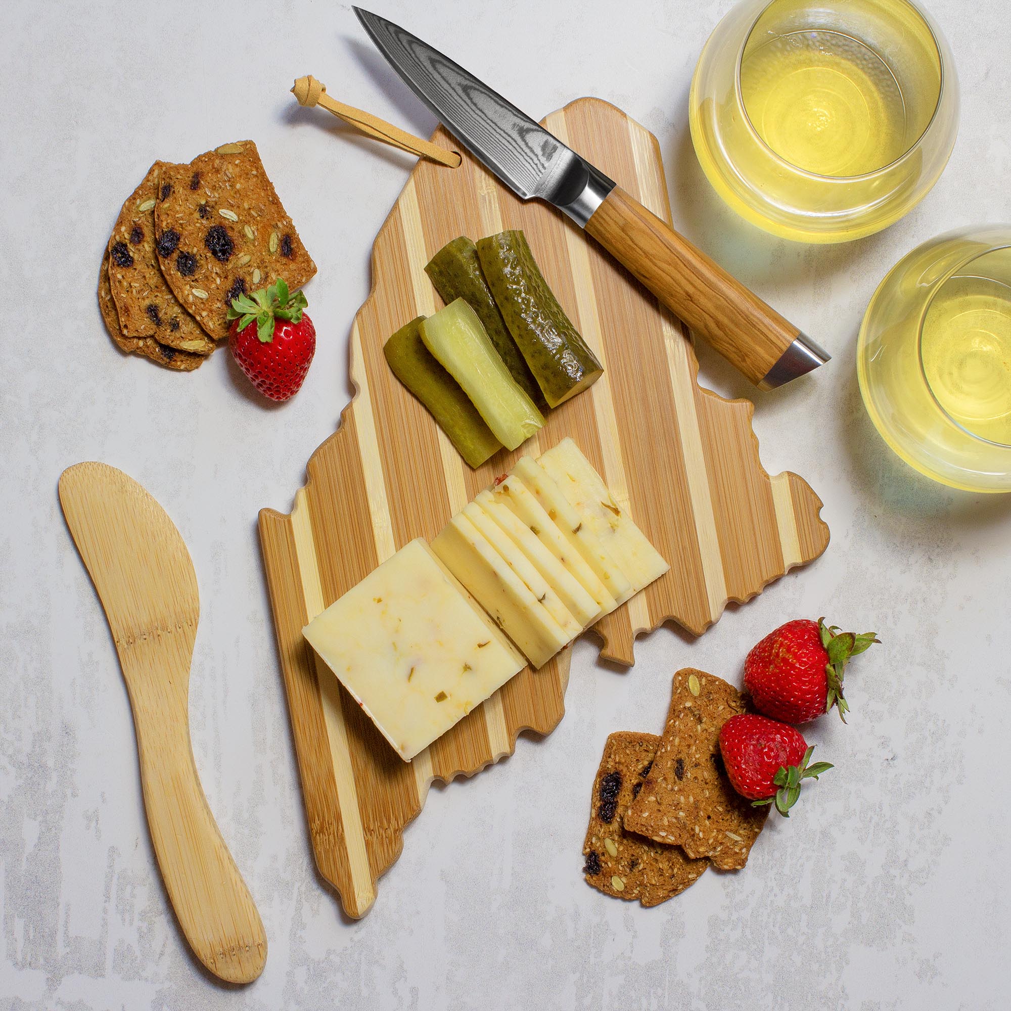 totally-bamboo-maine-serving-board-with-spreader-knife-gift-set image 4