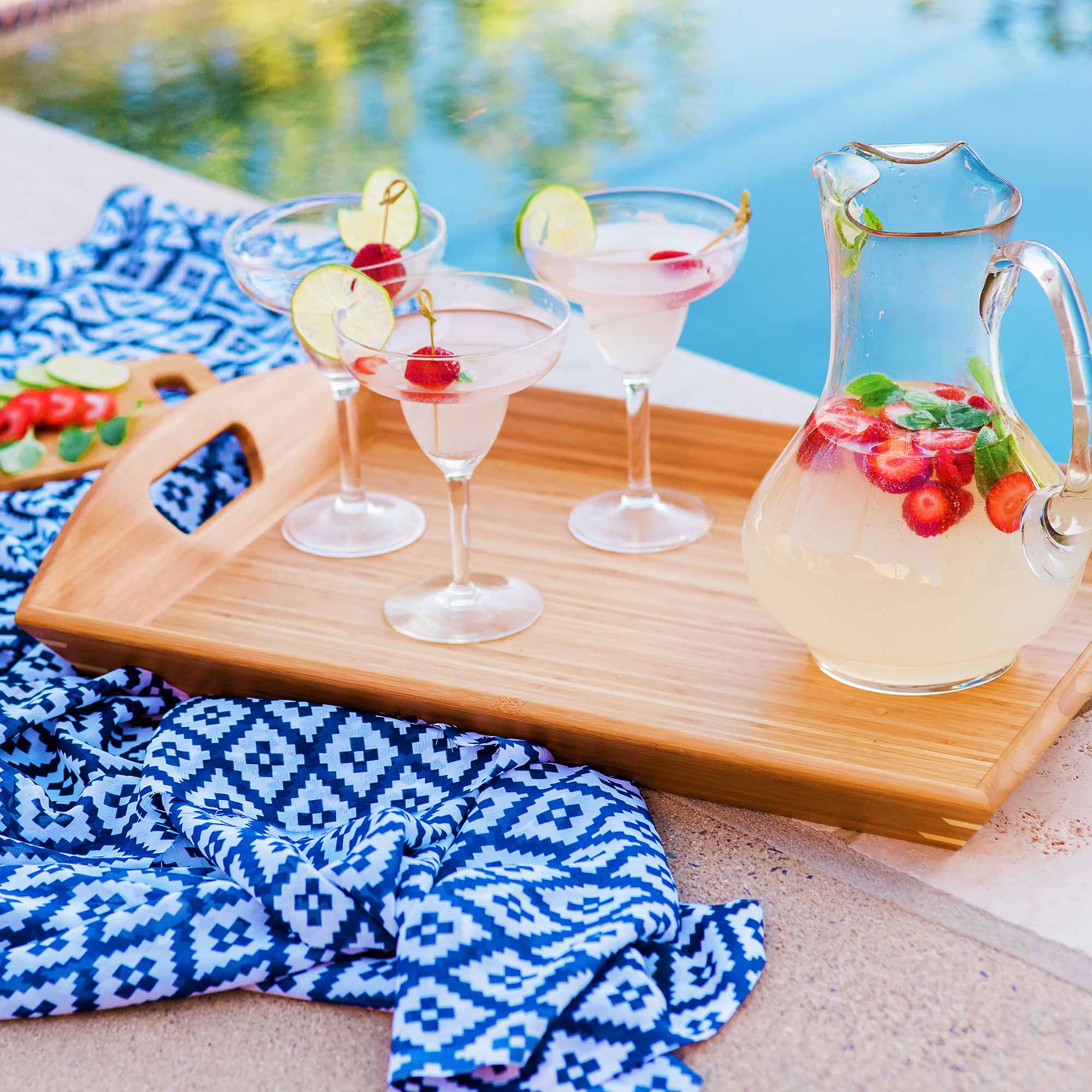 totally-bamboo-butler-s-serving-tray-with-handles-23-x-15-x-3 image 3