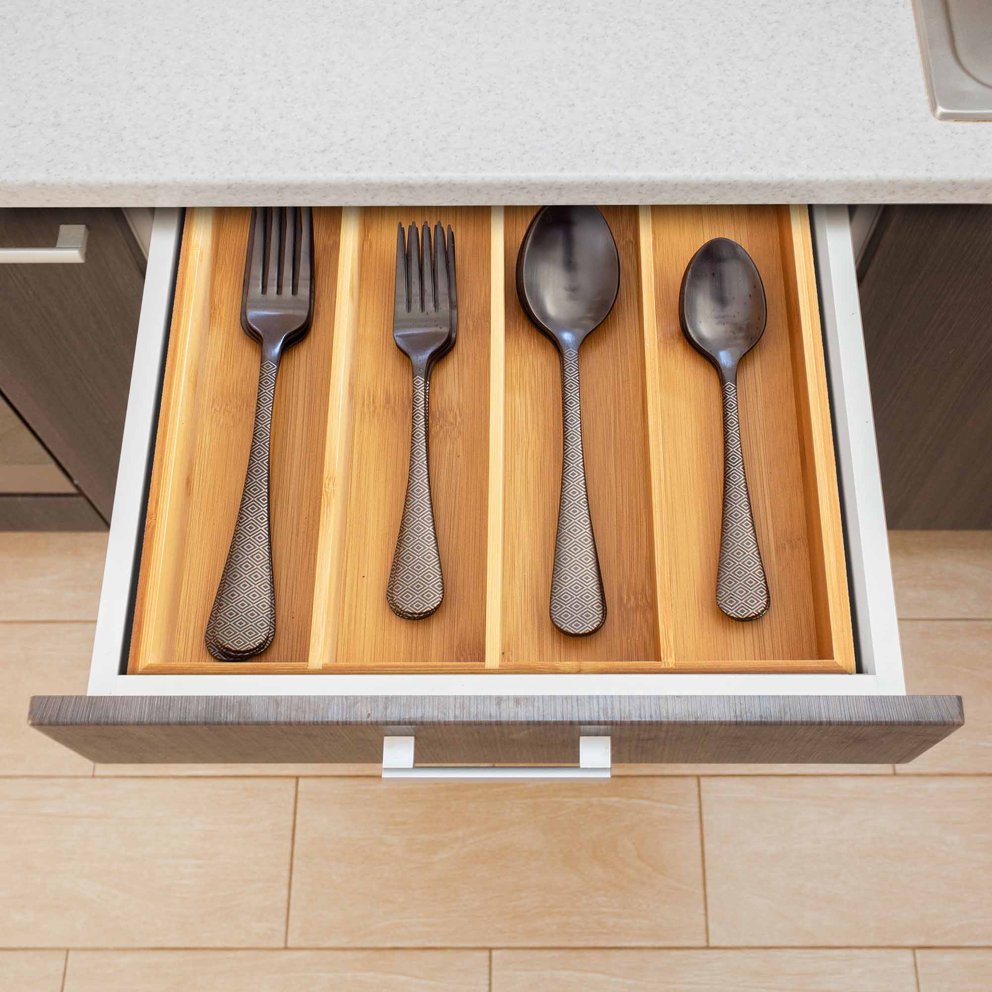 totally-bamboo-flatware-drawer-organizer-5-compartments image 2