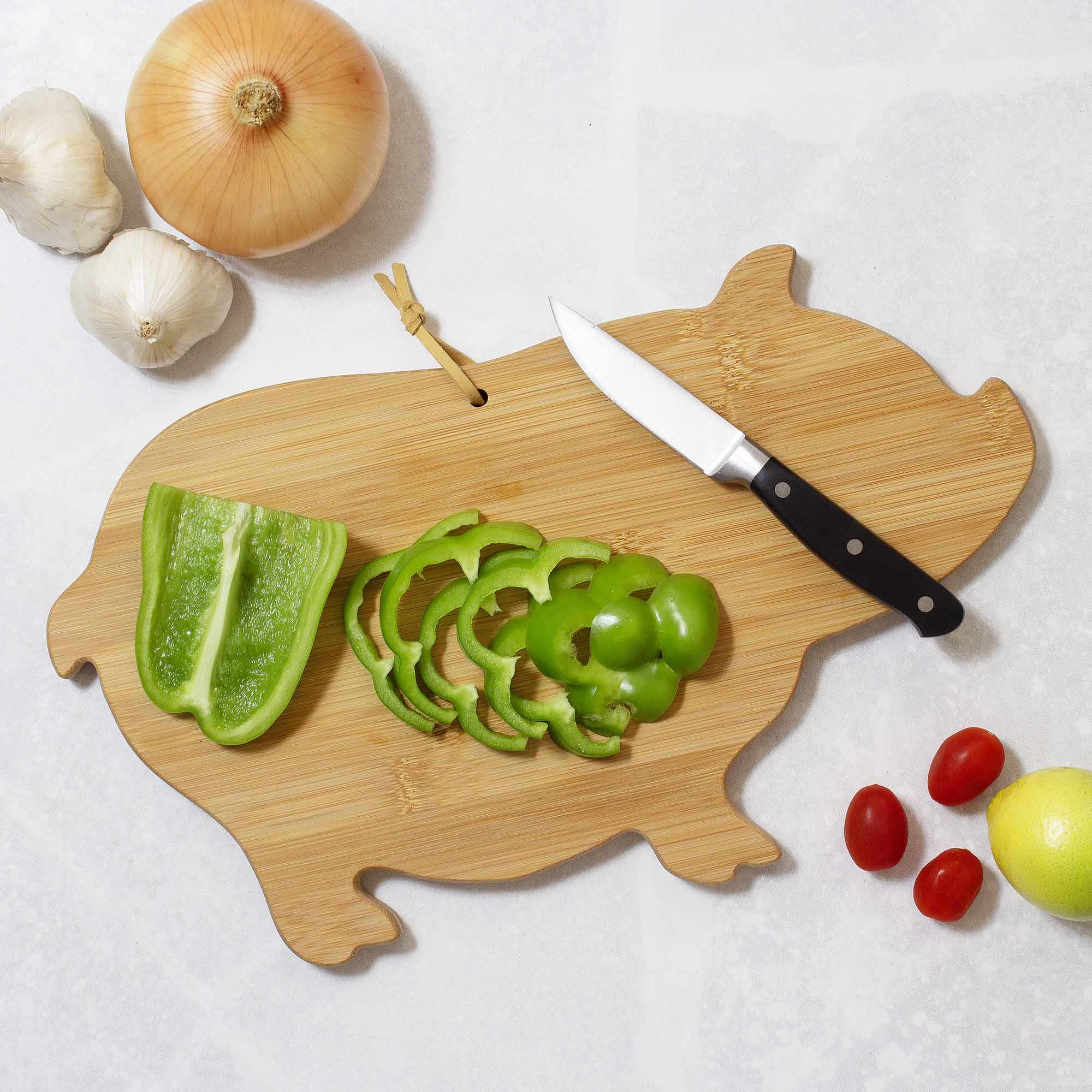 totally-bamboo-pig-shaped-cutting-board-15-5-8-x-9-1-2 image 2