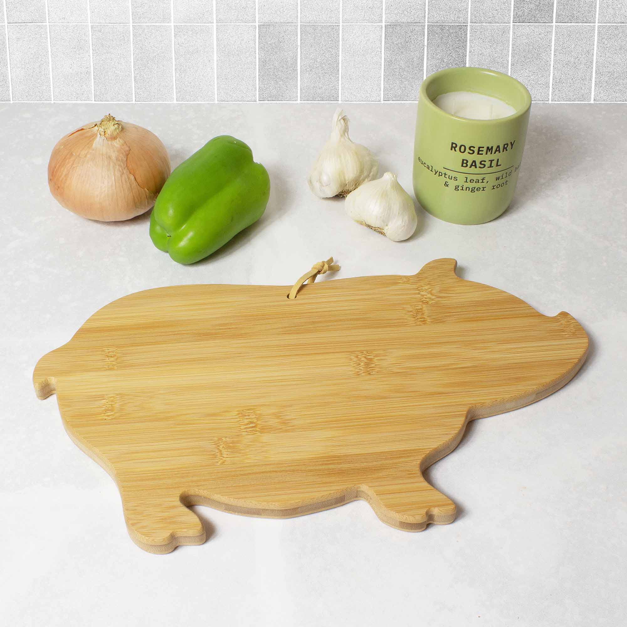 totally-bamboo-pig-shaped-cutting-board-15-5-8-x-9-1-2 image 4