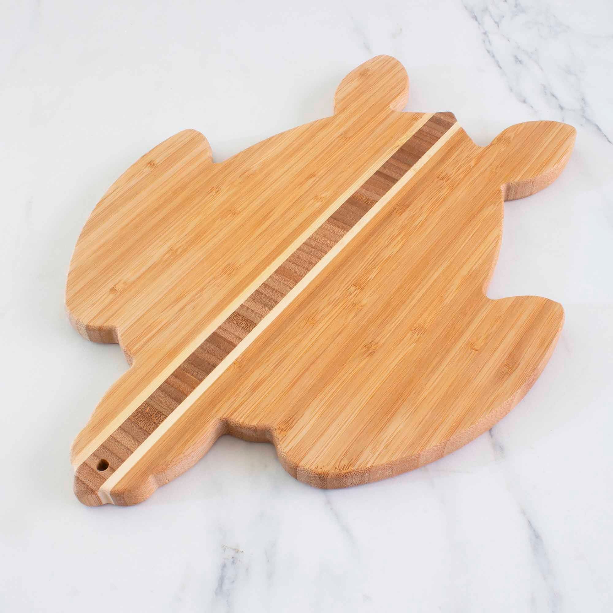 totally-bamboo-sea-turtle-shaped-cutting-board-14-7-8-x-11 image 6