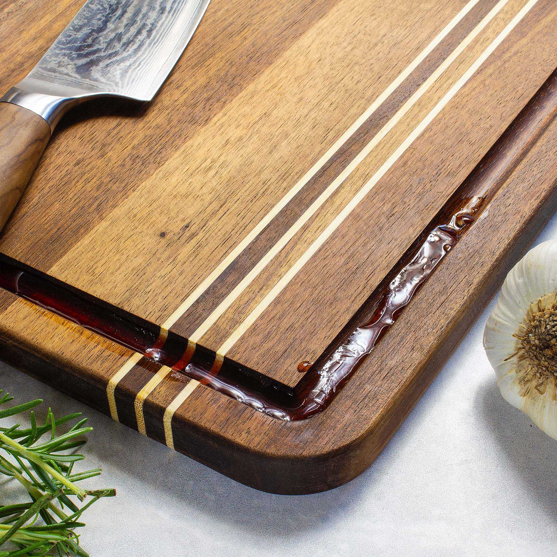 totally-bamboo-rock-branch-acacia-wood-pinstripe-cutting-board-18-1-8-x-12-1-8 image 5
