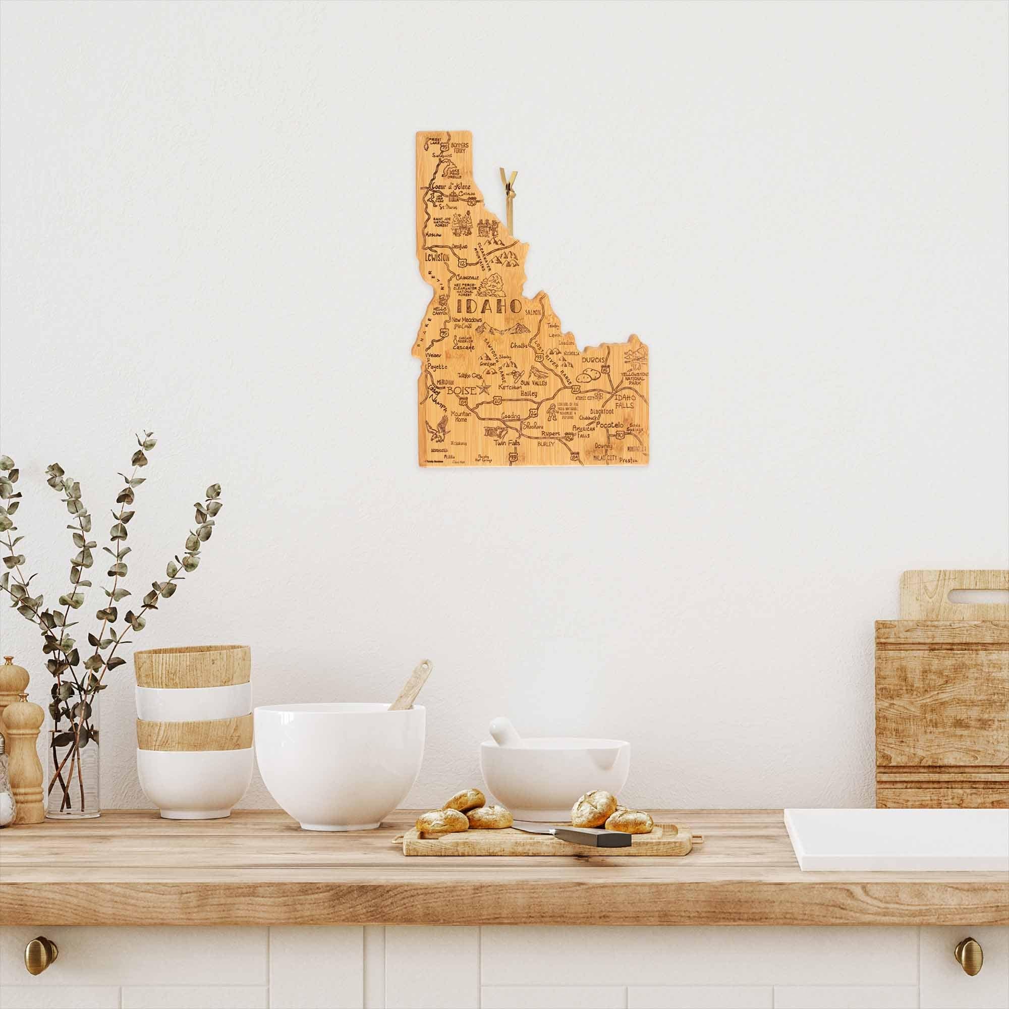 totally-bamboo-destination-idaho-cutting-board-15-x-10-1-2 image 3