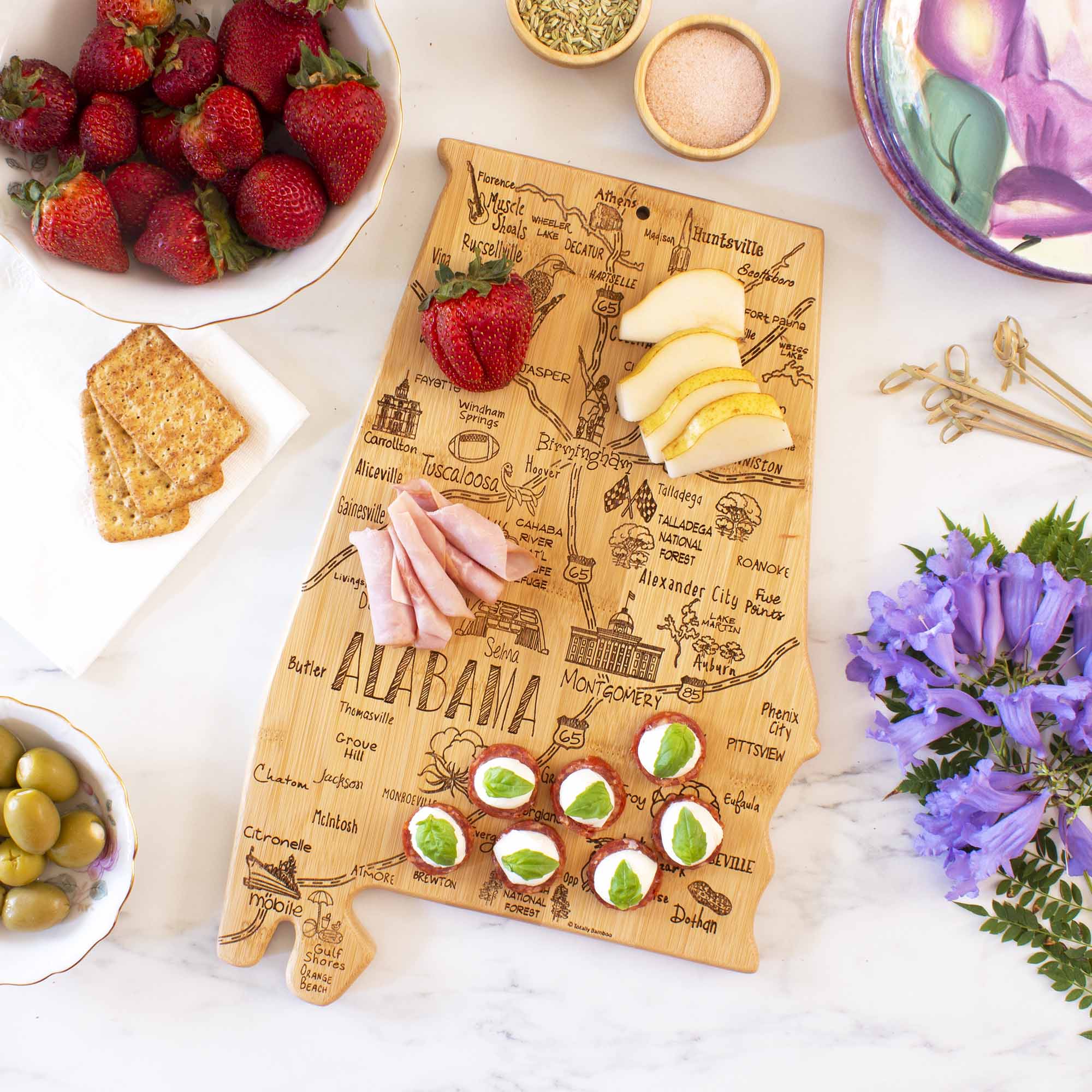 totally-bamboo-destination-alabama-cutting-board-state-shaped-with-engraved-citi image 2