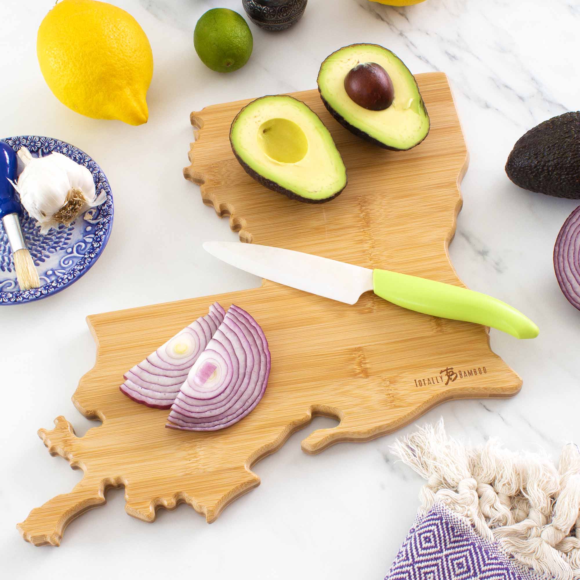 totally-bamboo-destination-louisiana-cutting-board-13-x-12 image 4