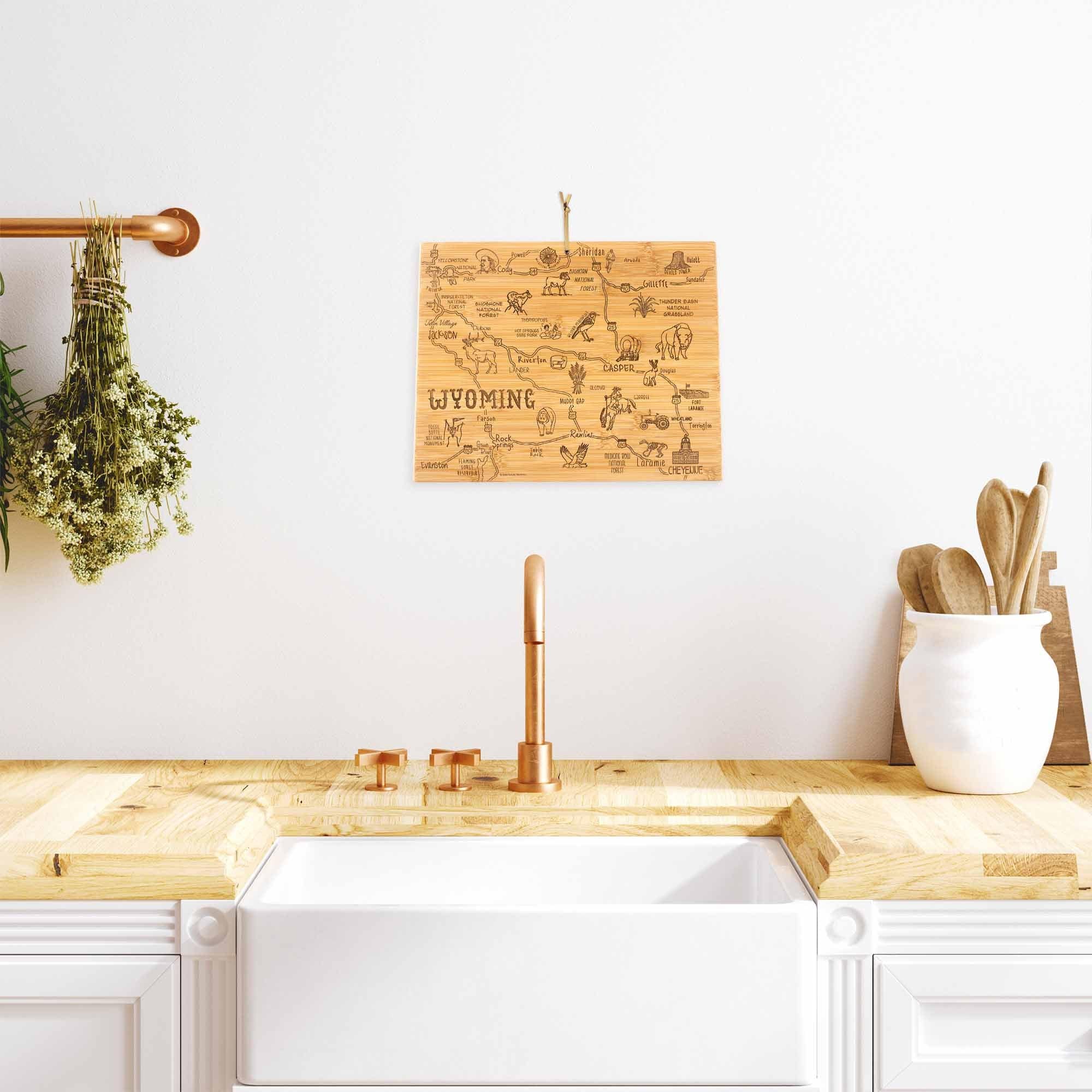 totally-bamboo-destination-wyoming-cutting-board-11-x-14-25 image 3