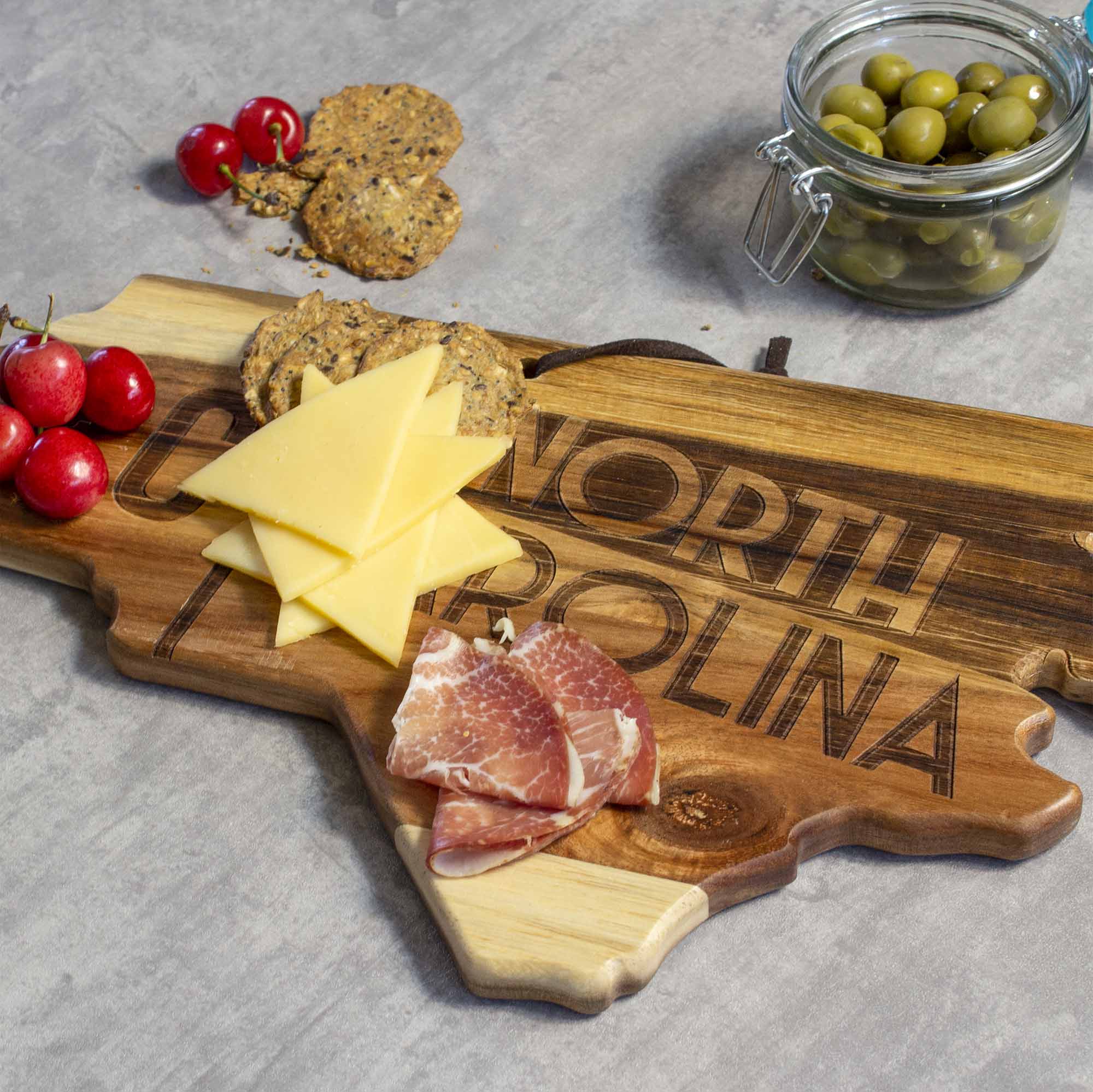 totally-bamboo-rock-branch-origins-series-north-carolina-cutting-board image 6