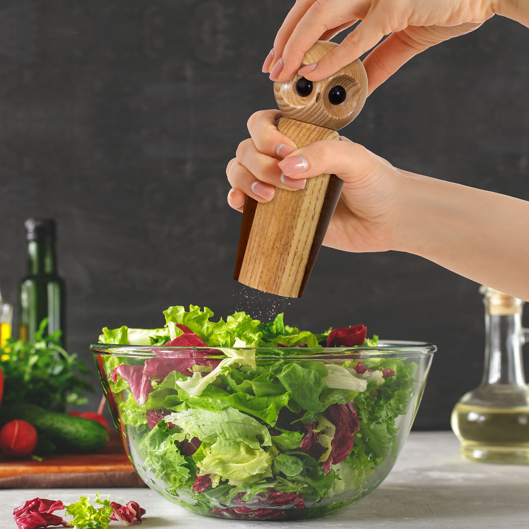 totally-bamboo-rock-branch-owl-pepper-mill image 4