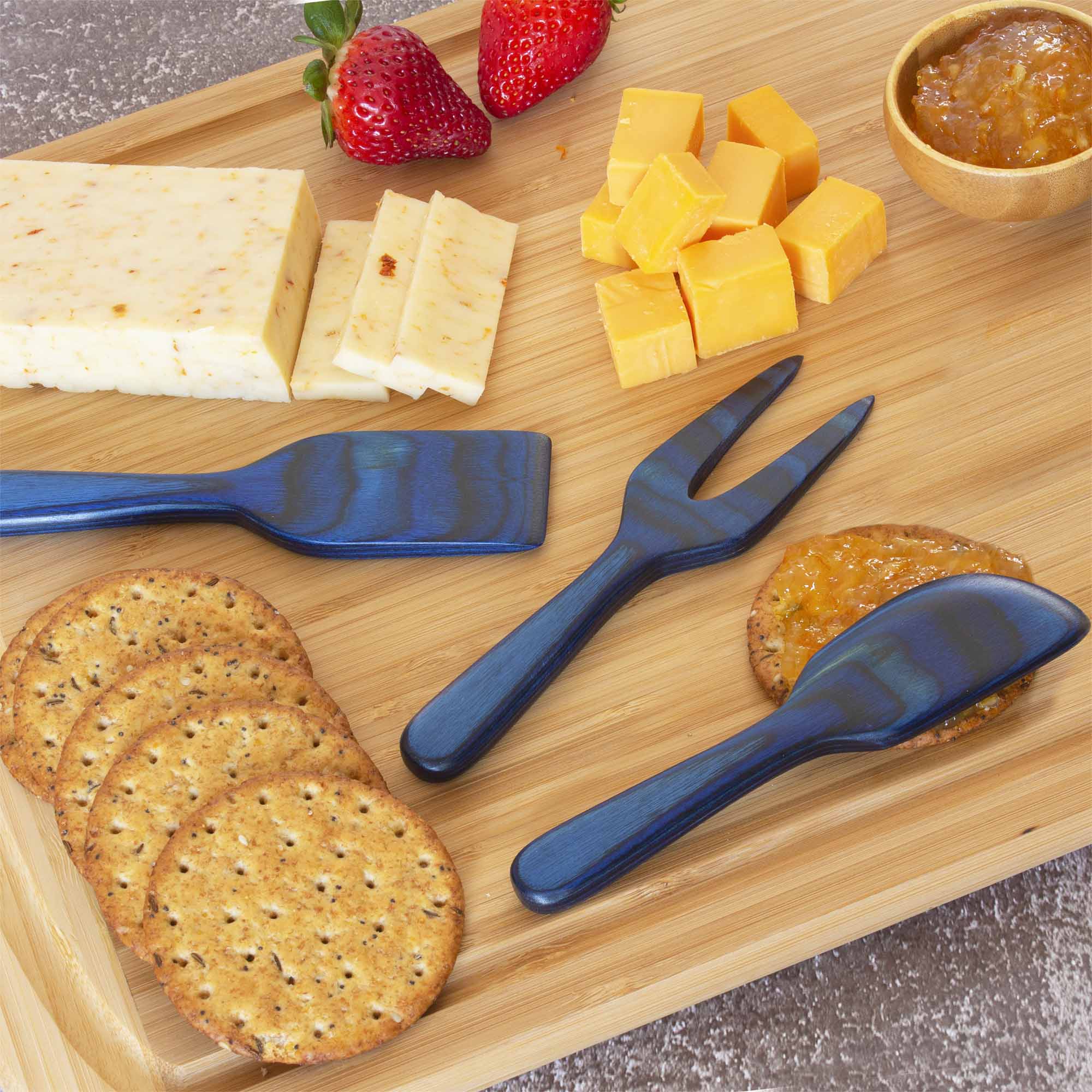 totally-bamboo-baltique-malta-collection-3-piece-cheese-tool-set image 2