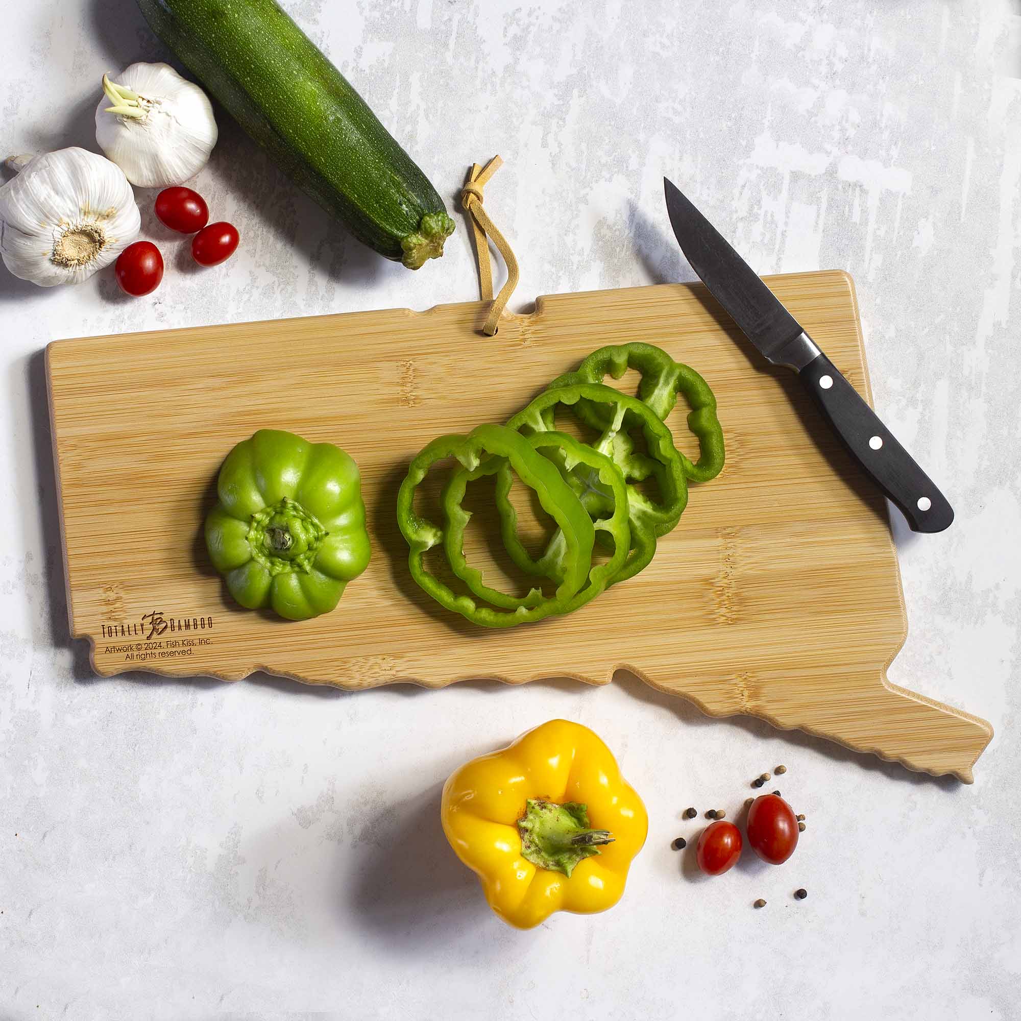 totally-bamboo-connecticut-cutting-board-with-artwork-by-fish-kiss image 3