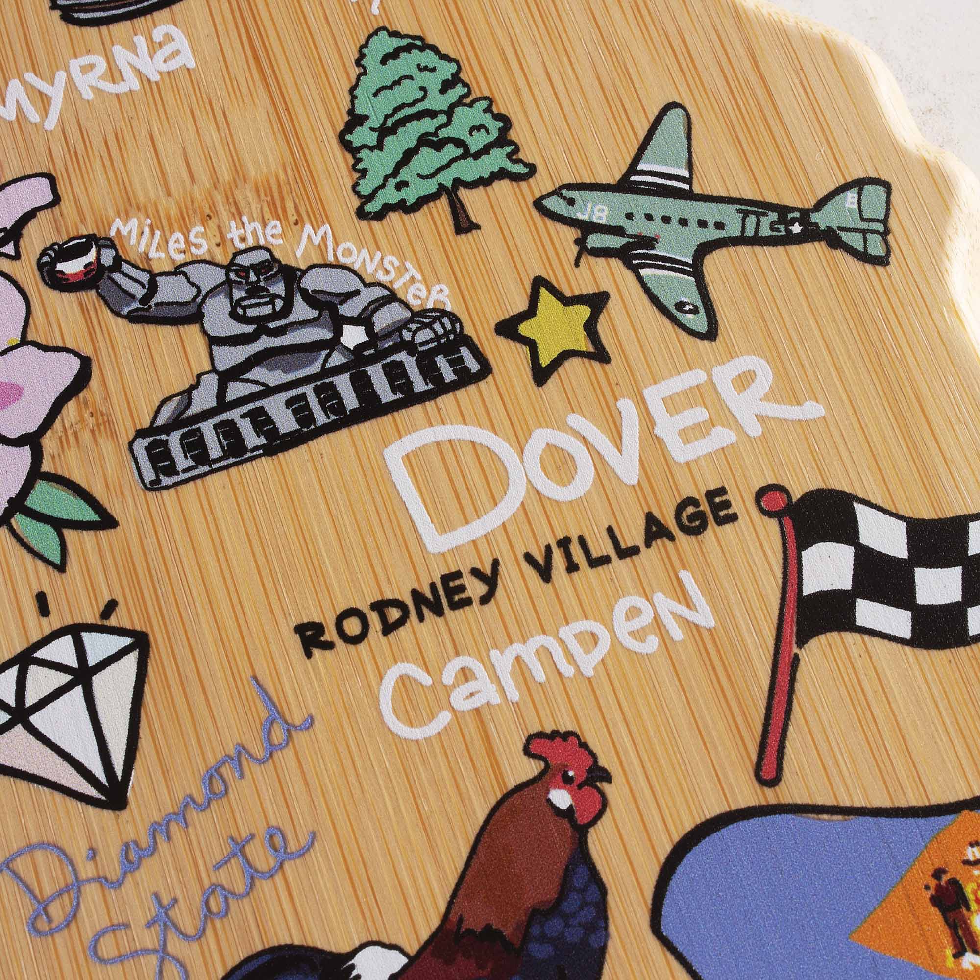 totally-bamboo-delaware-state-shaped-cutting-board-with-artwork-by-fish-kiss image 6