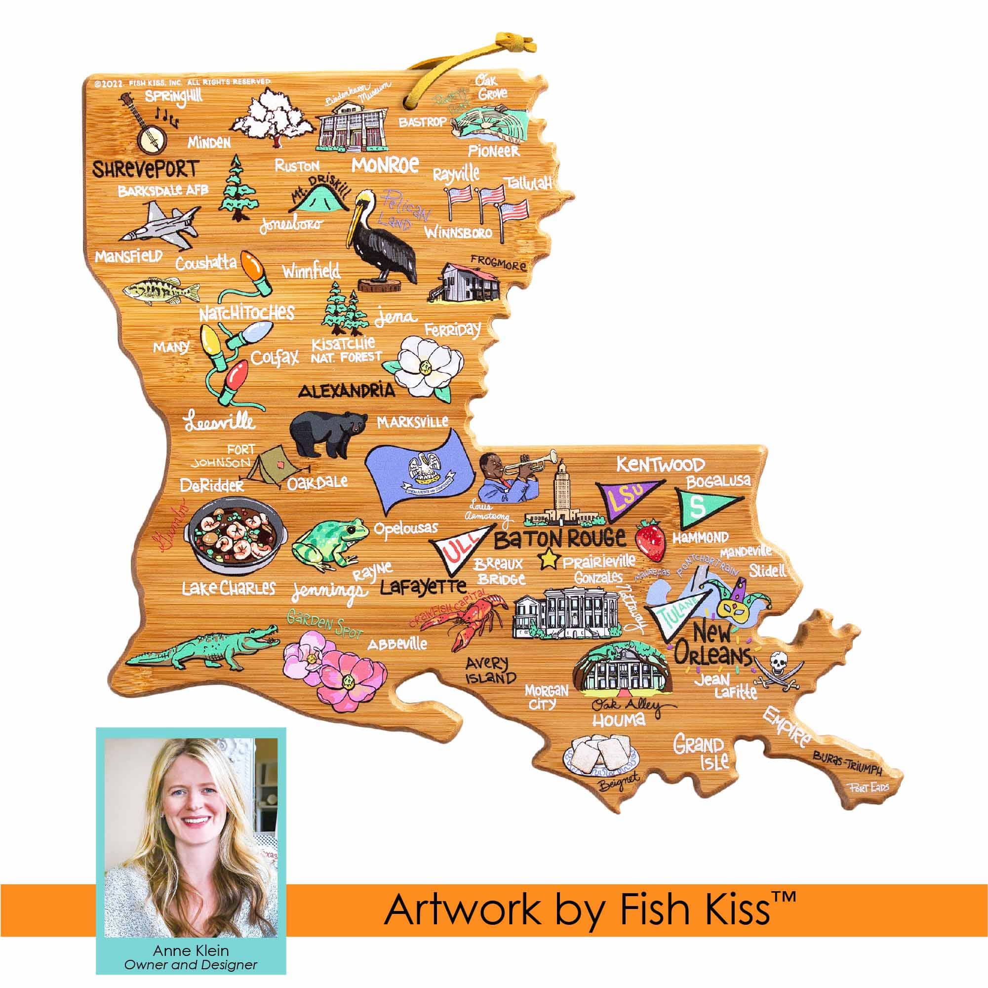 totally-bamboo-louisiana-state-shaped-cutting-board-with-fish-kiss-artwork-by-an image 7