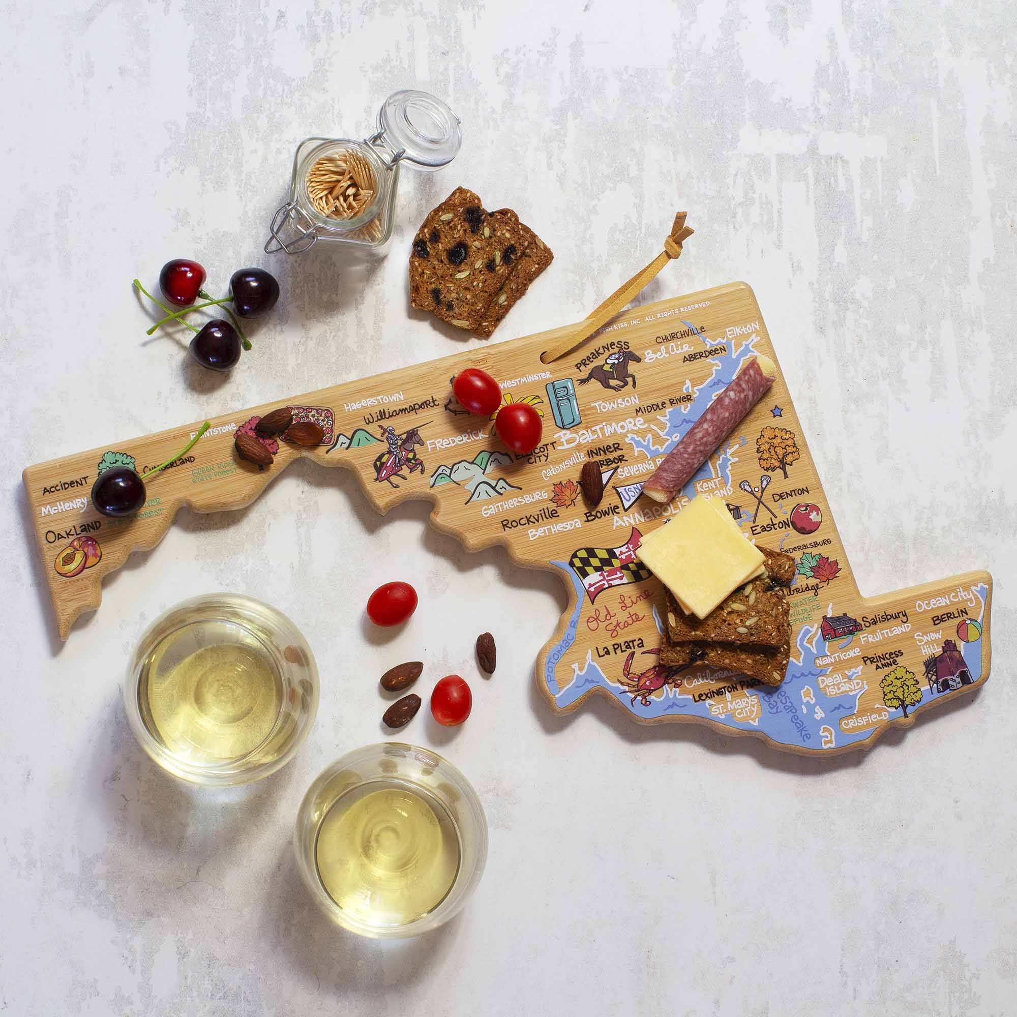 totally-bamboo-maryland-cutting-board-with-artwork-by-fish-kiss image 2