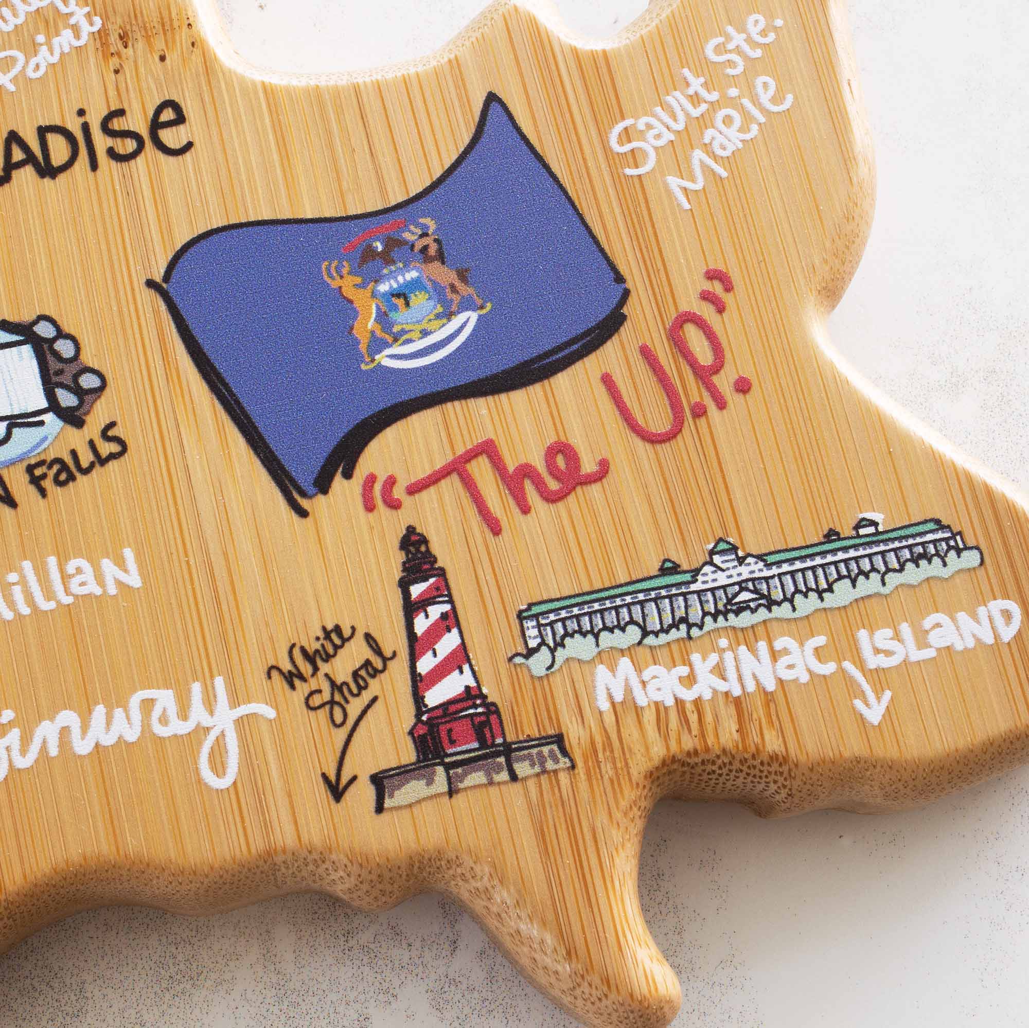 totally-bamboo-michigan-upper-peninsula-cutting-board-with-fish-kiss-artwork image 6