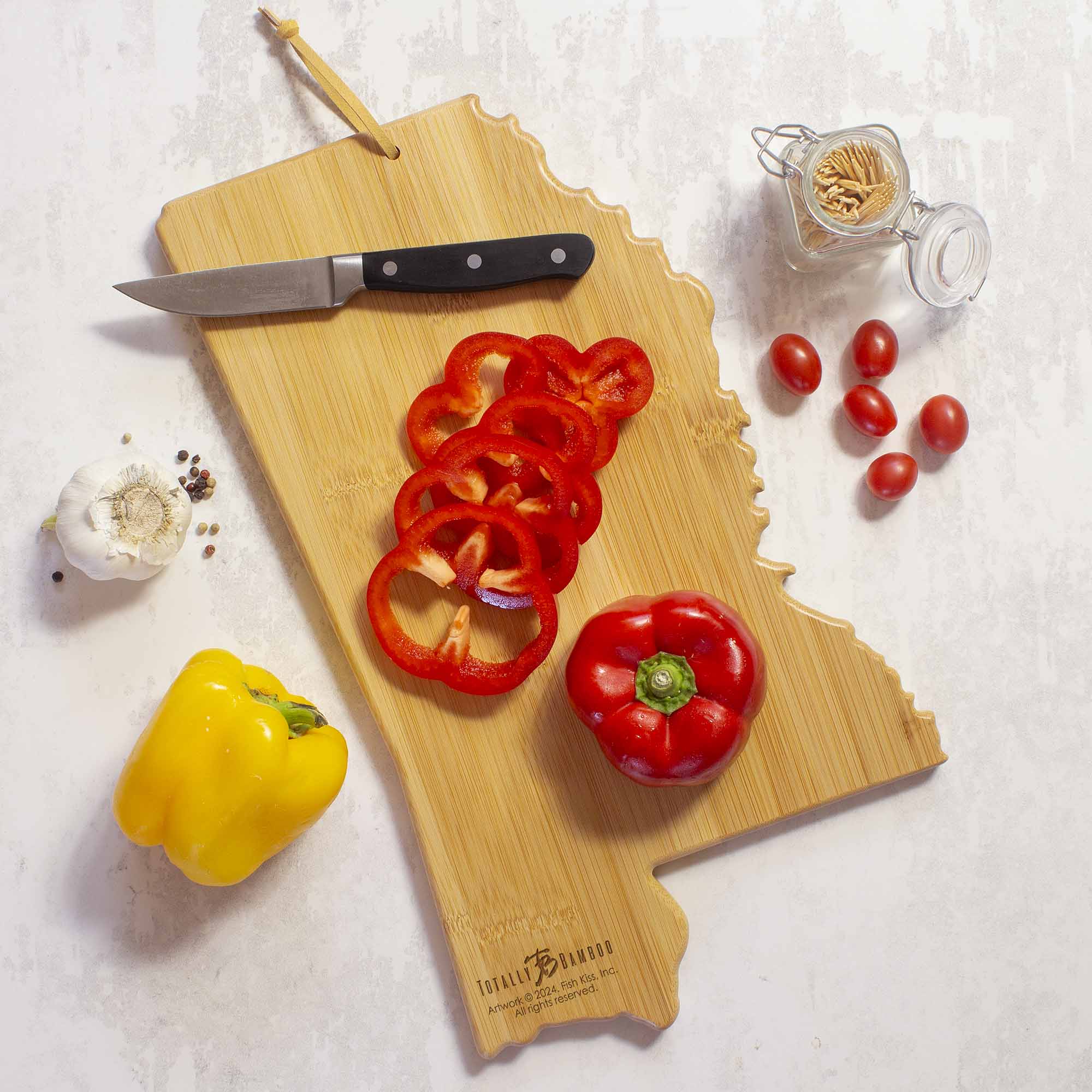 totally-bamboo-mississippi-cutting-board-with-artwork-by-fish-kiss image 3