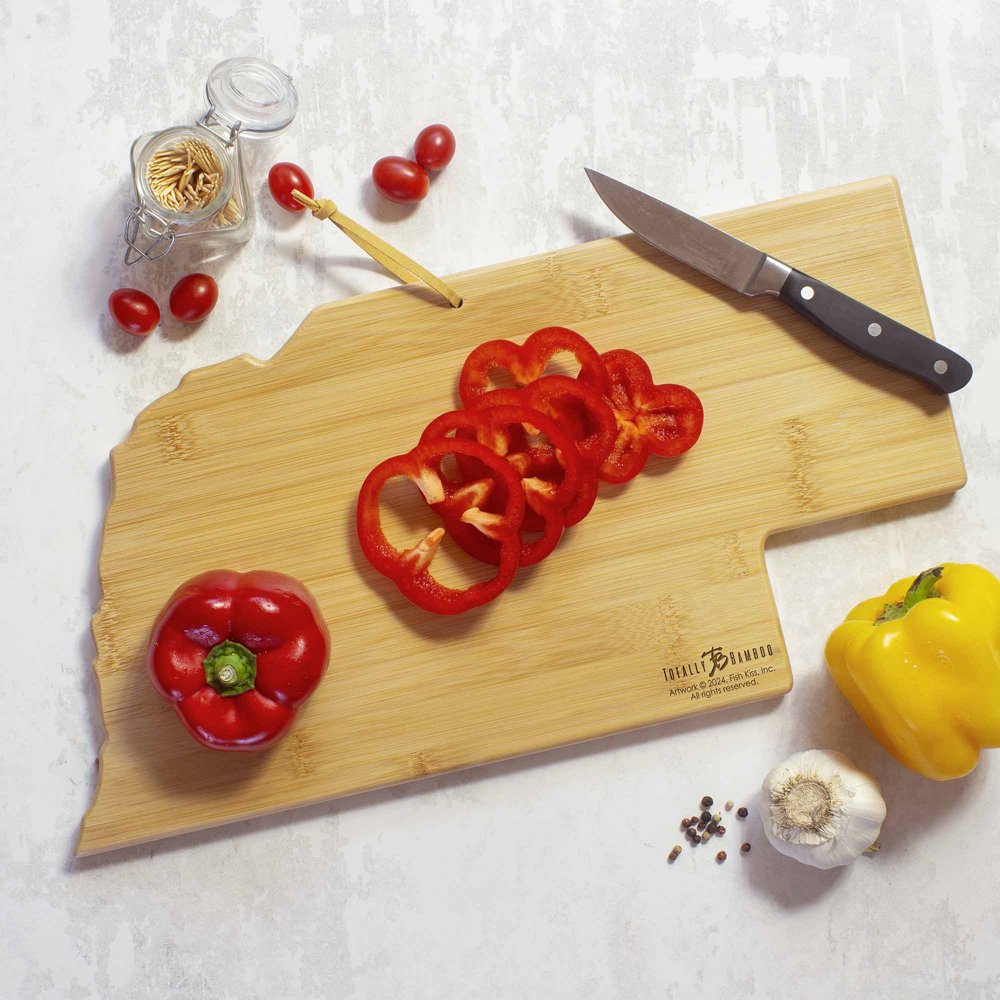 totally-bamboo-nebraska-cutting-board-with-artwork-by-fish-kiss image 3