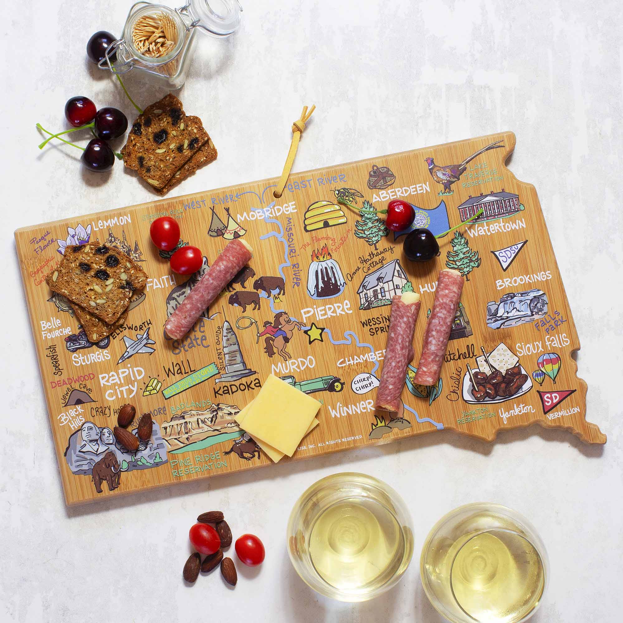totally-bamboo-south-dakota-state-shaped-bamboo-cutting-serving-board-with-fish- image 2