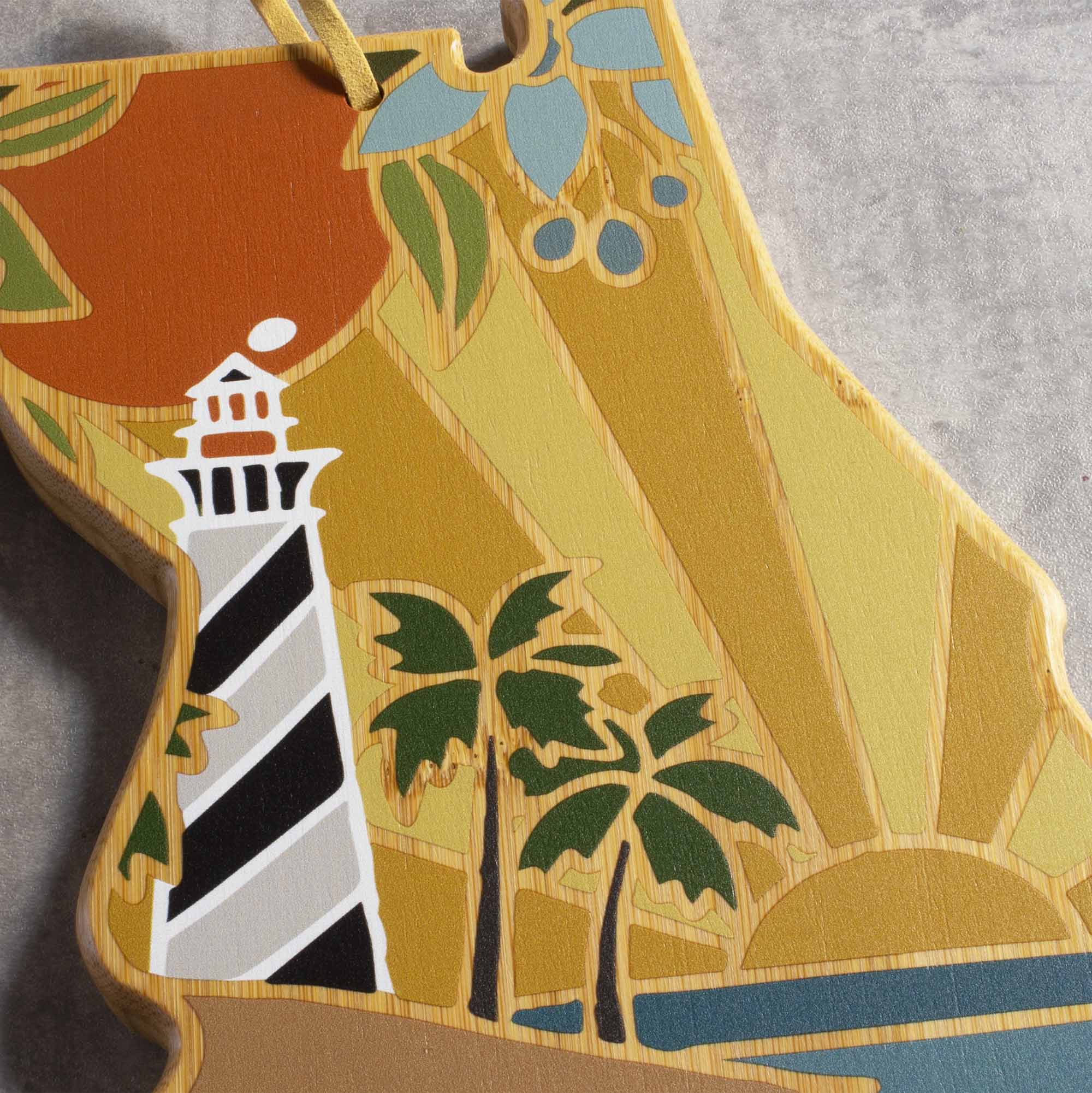 totally-bamboo-florida-cutting-board-with-artwork-by-summer-stokes image 6